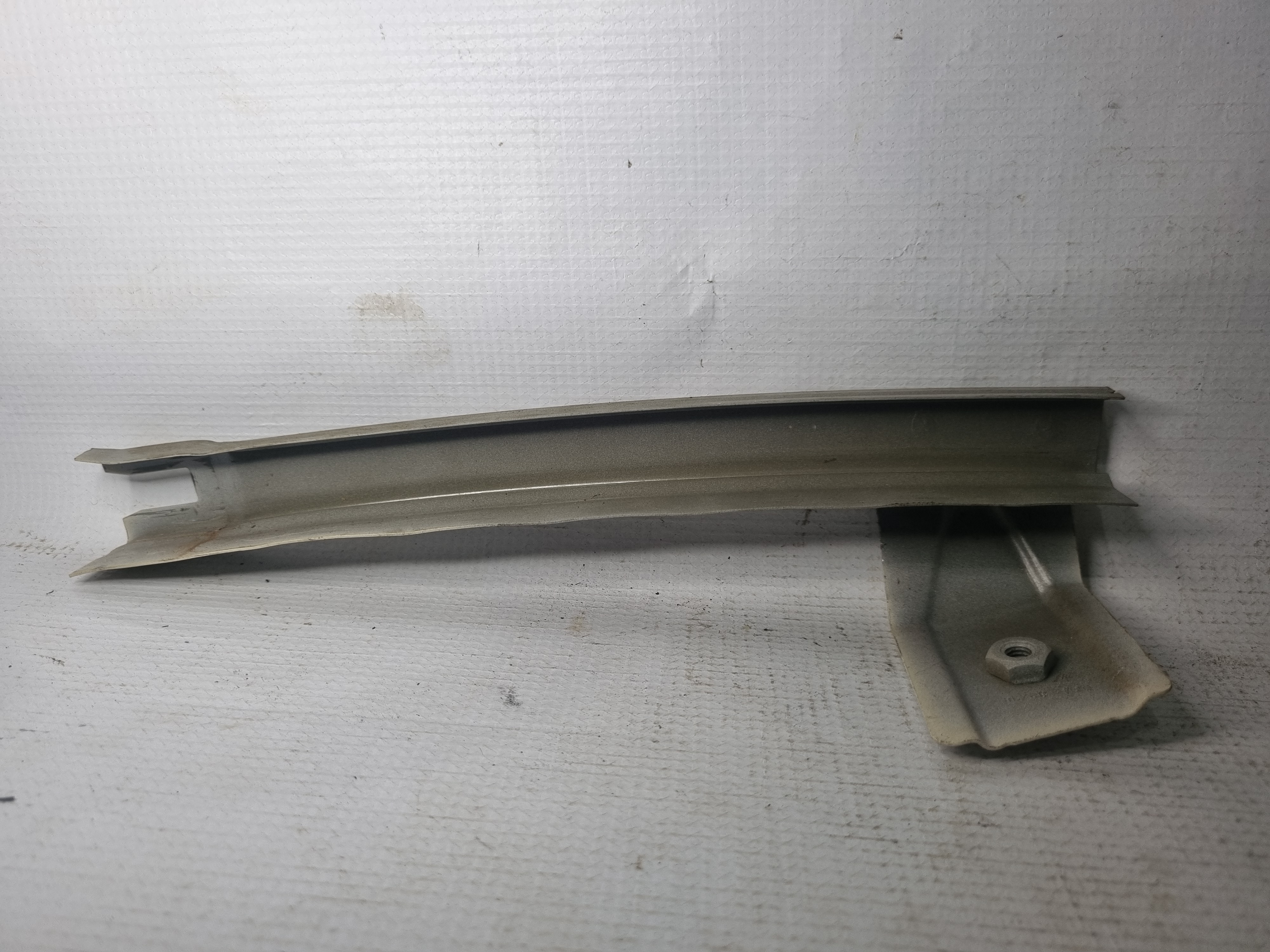 Canaleta Guia Vidro Porta Dianteira Direita Renault Kwid 4