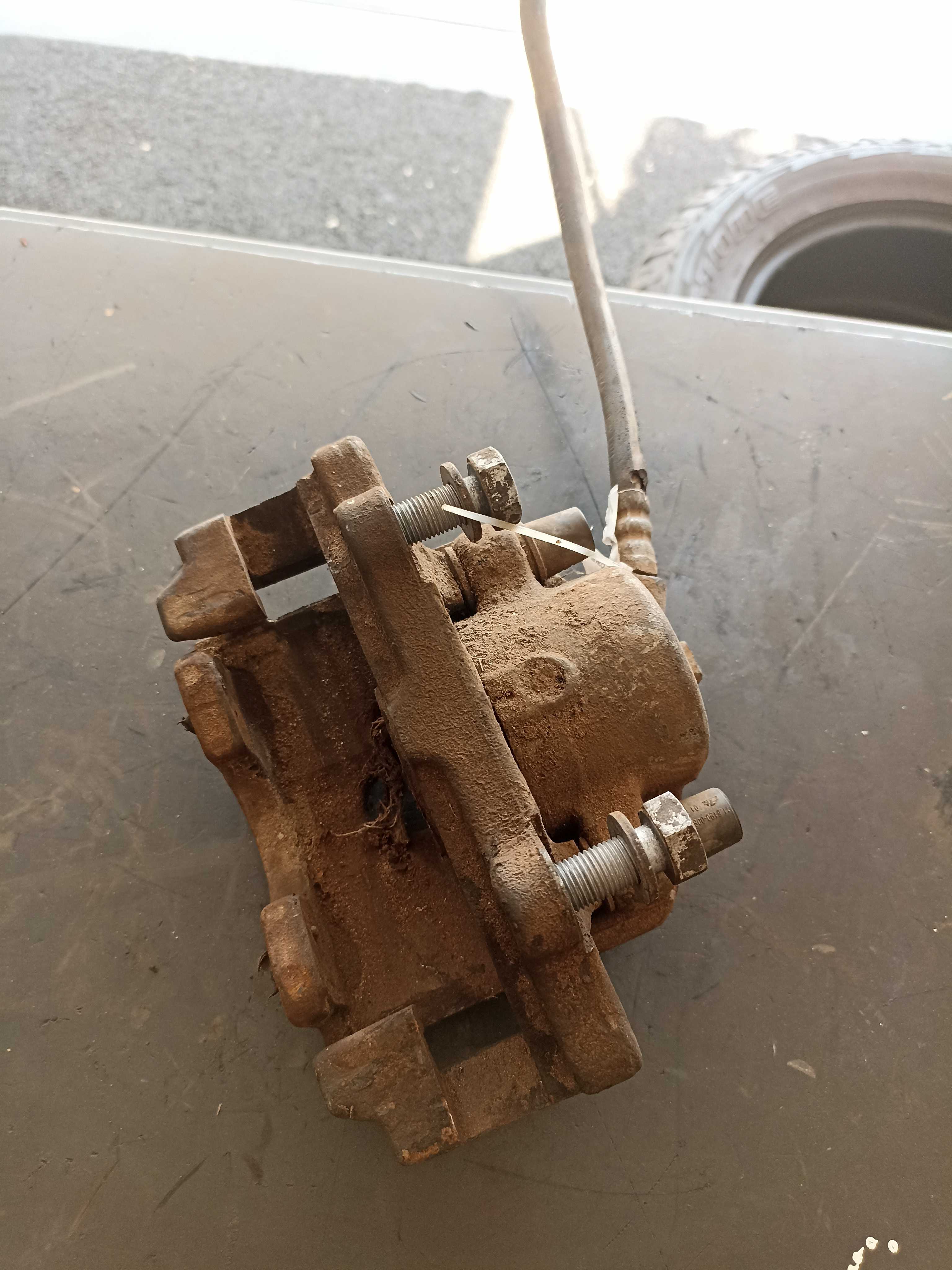 Pinça uno vivace lado esquerdo disco ventilado 2
