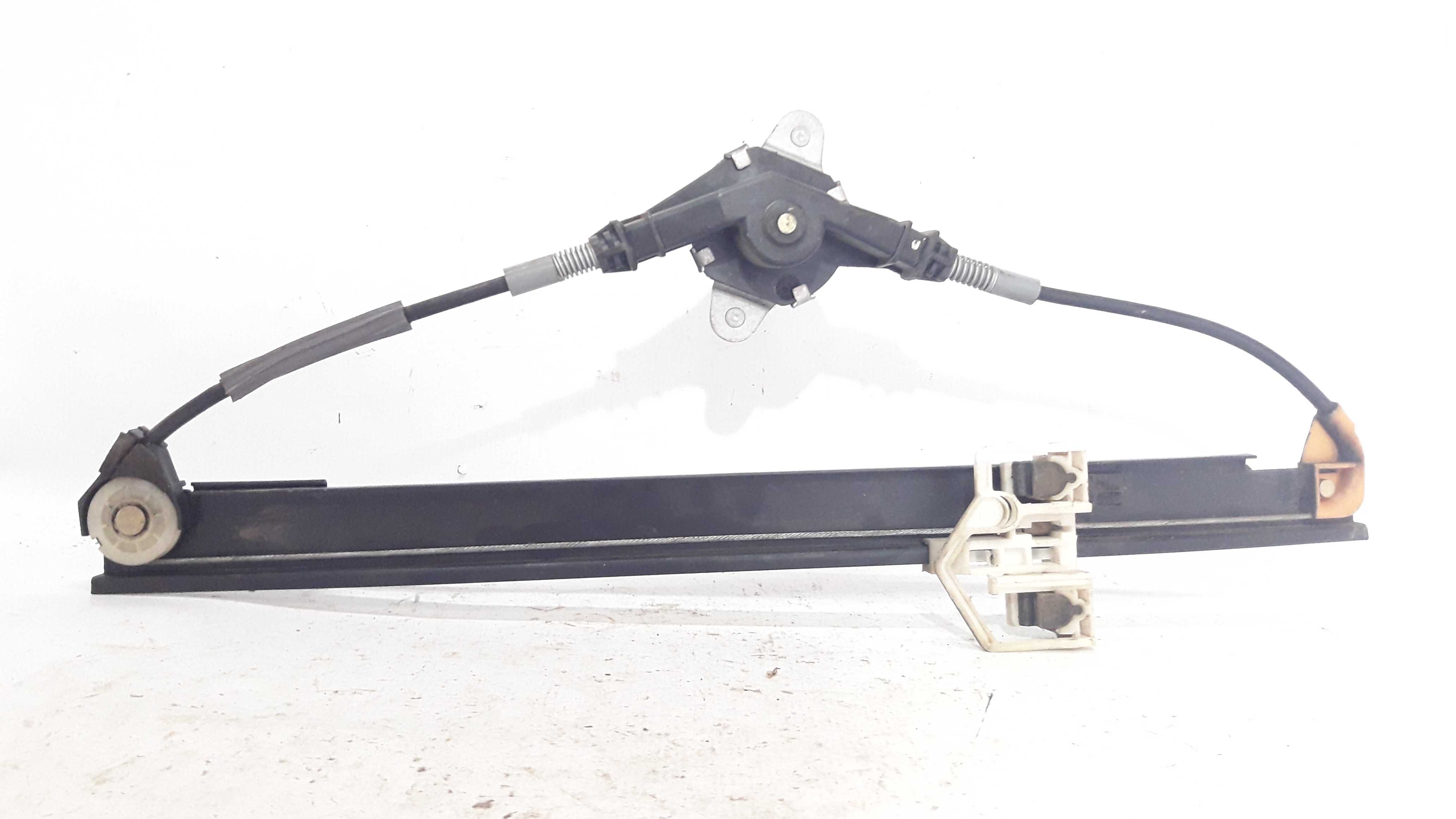 Maquina Manual Vidro Traseiro Esquerdo Fiesta 4 A 12 5