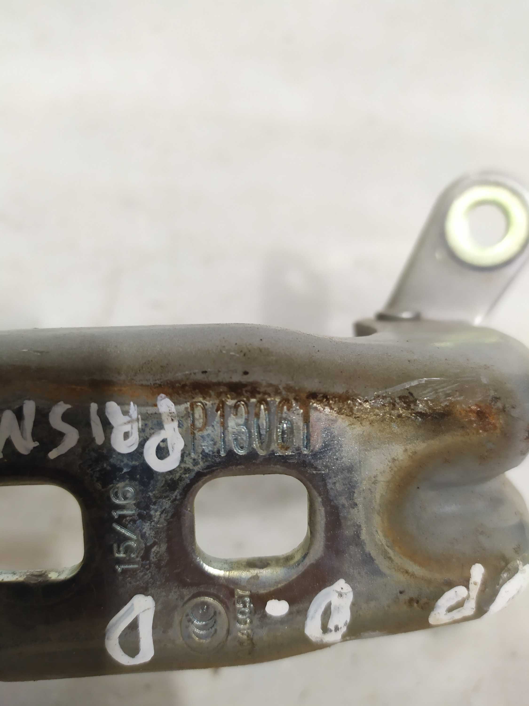 Dobradiça Porta Superior Dianteira Direita Prisma Ônix 12/16 3