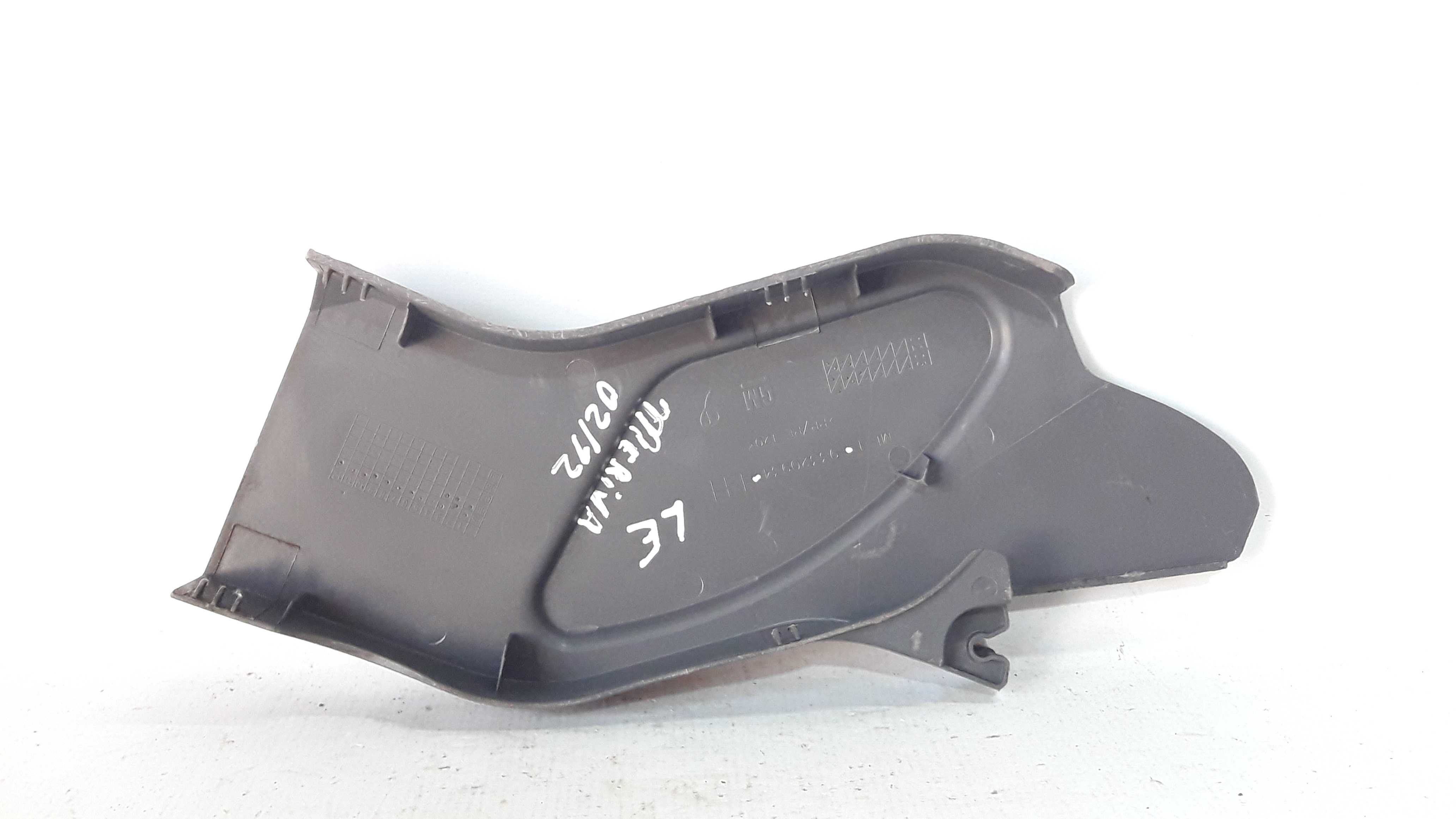 Moldura Inferior Esquerdo Banco Traseiro Meriva 2/12 22371 2