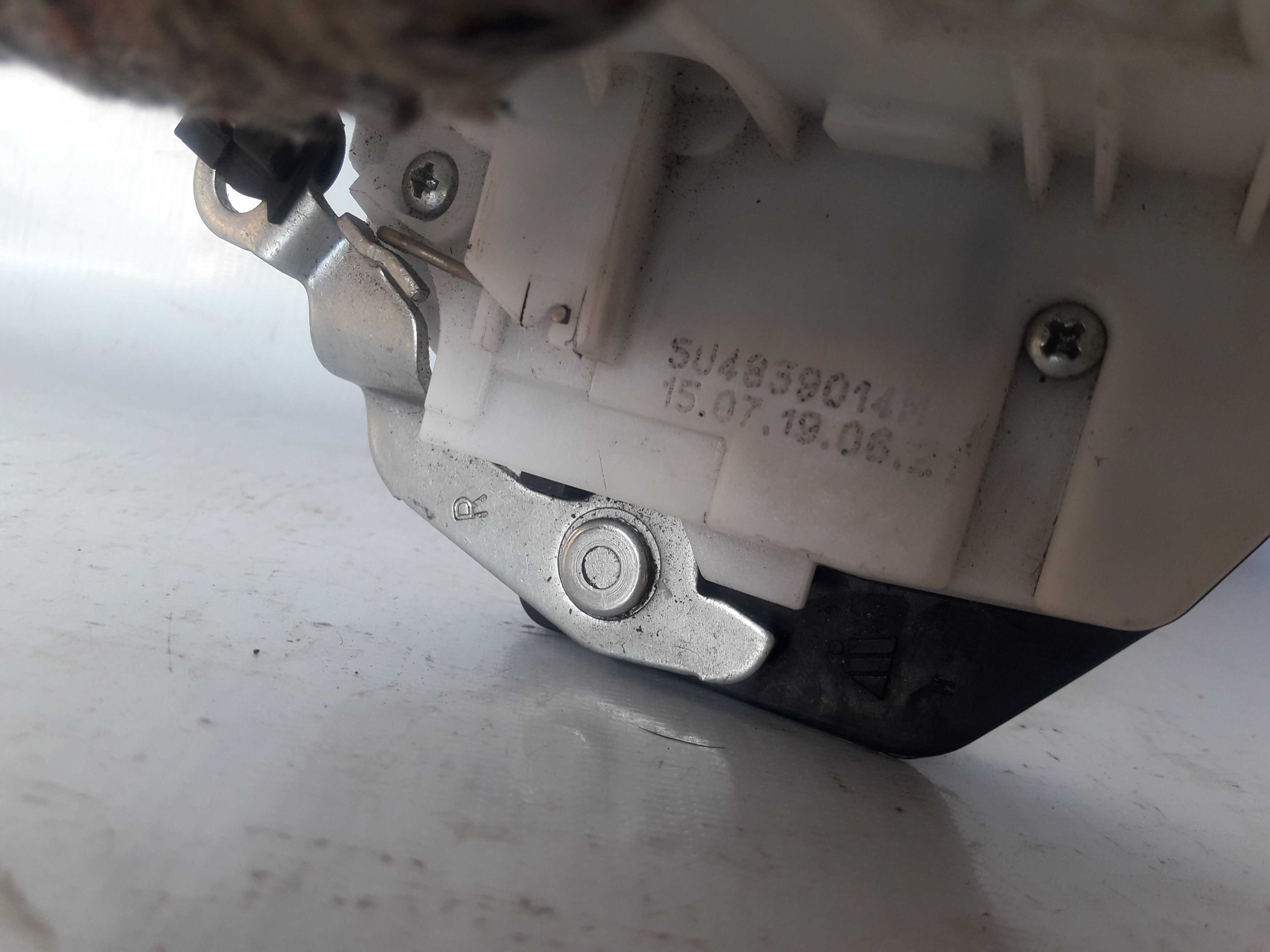 Fechadura Porta Traseira Direita Gol G8 5u4839014m Original 4
