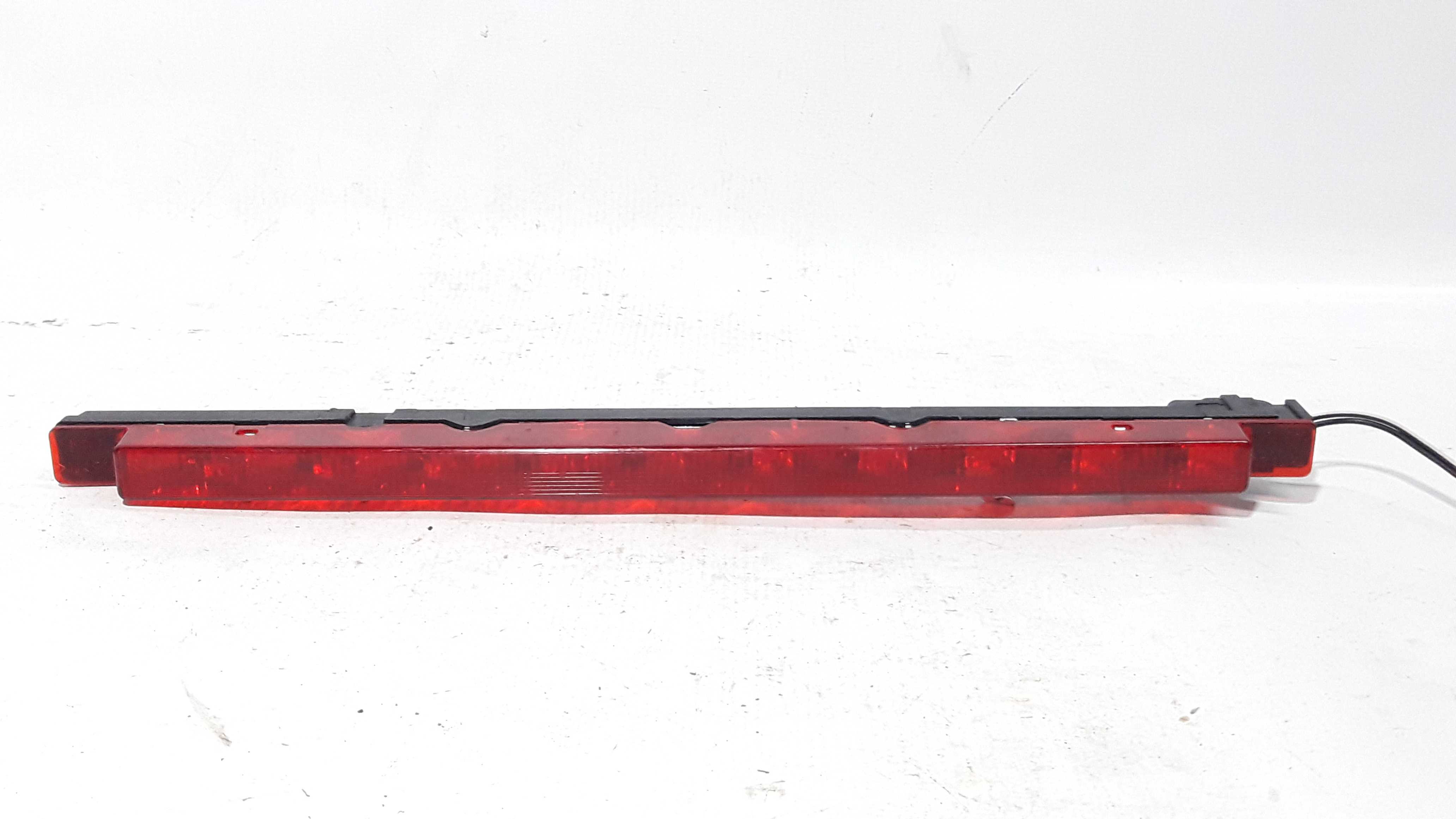 Breack Light Luz De Freio Traseira Audi A3 99/6 8d9945096