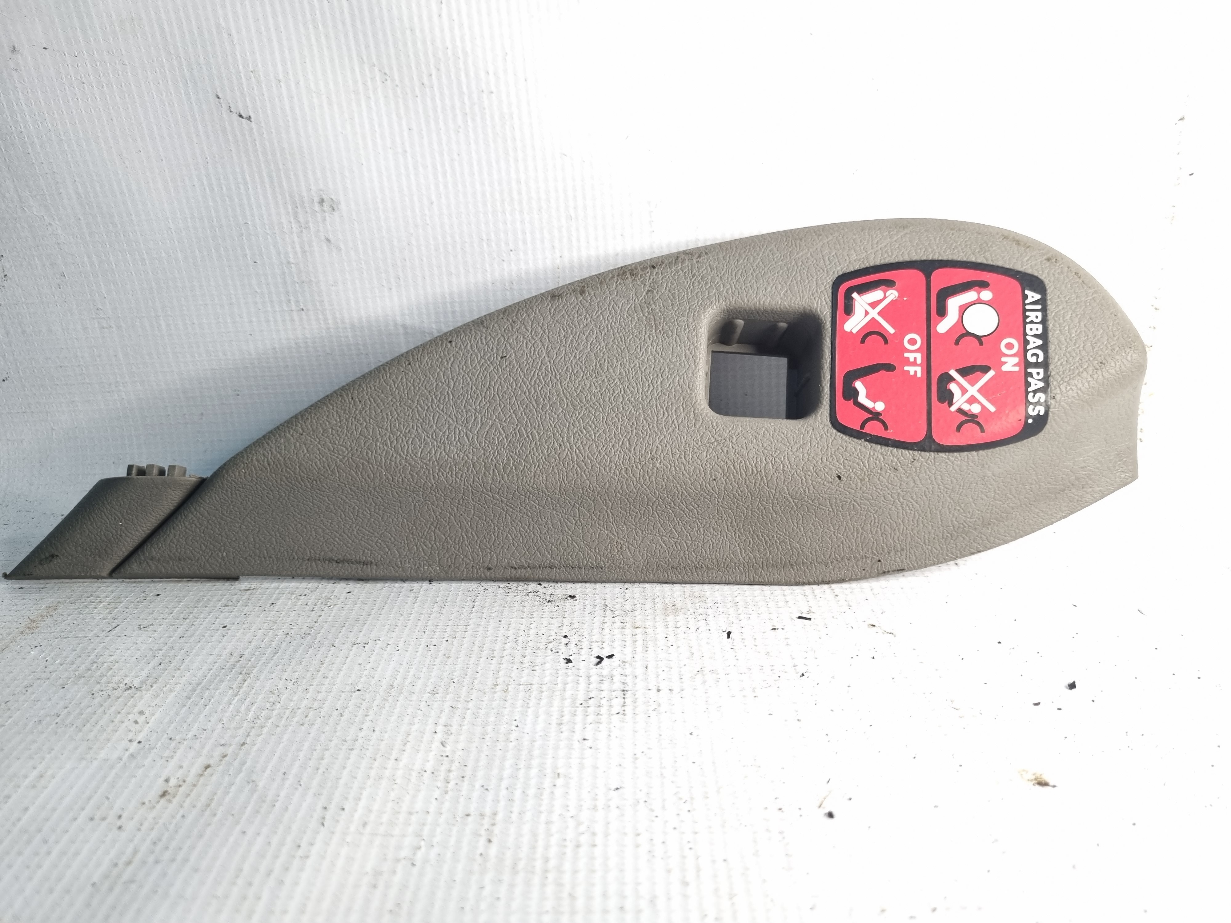 Moldura Interna Painel Direita Citroen Picasso 06 9631315677