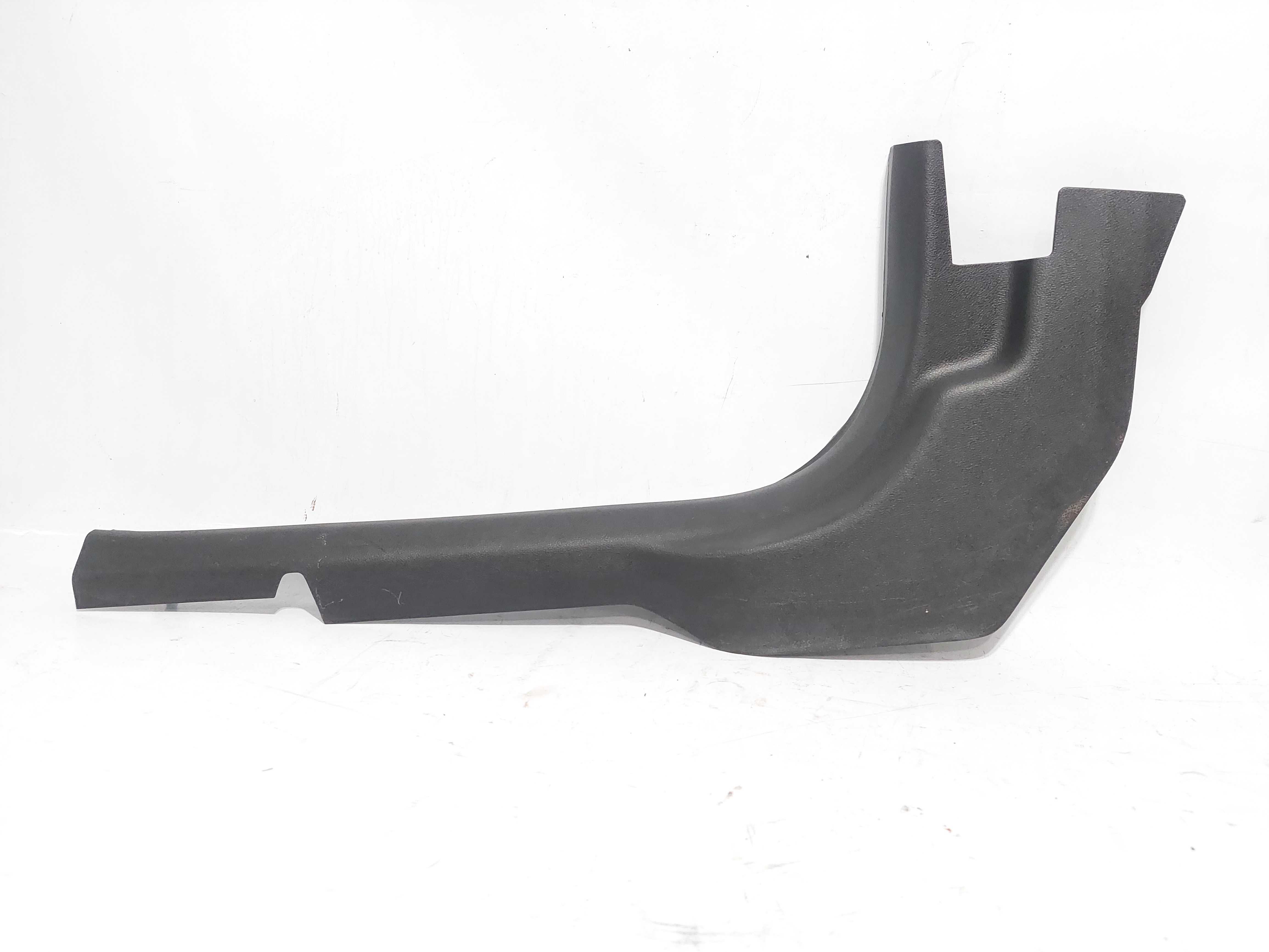 Soleira Porta Dianteira Esquerda Chevrolet Onix Prisma  Preto