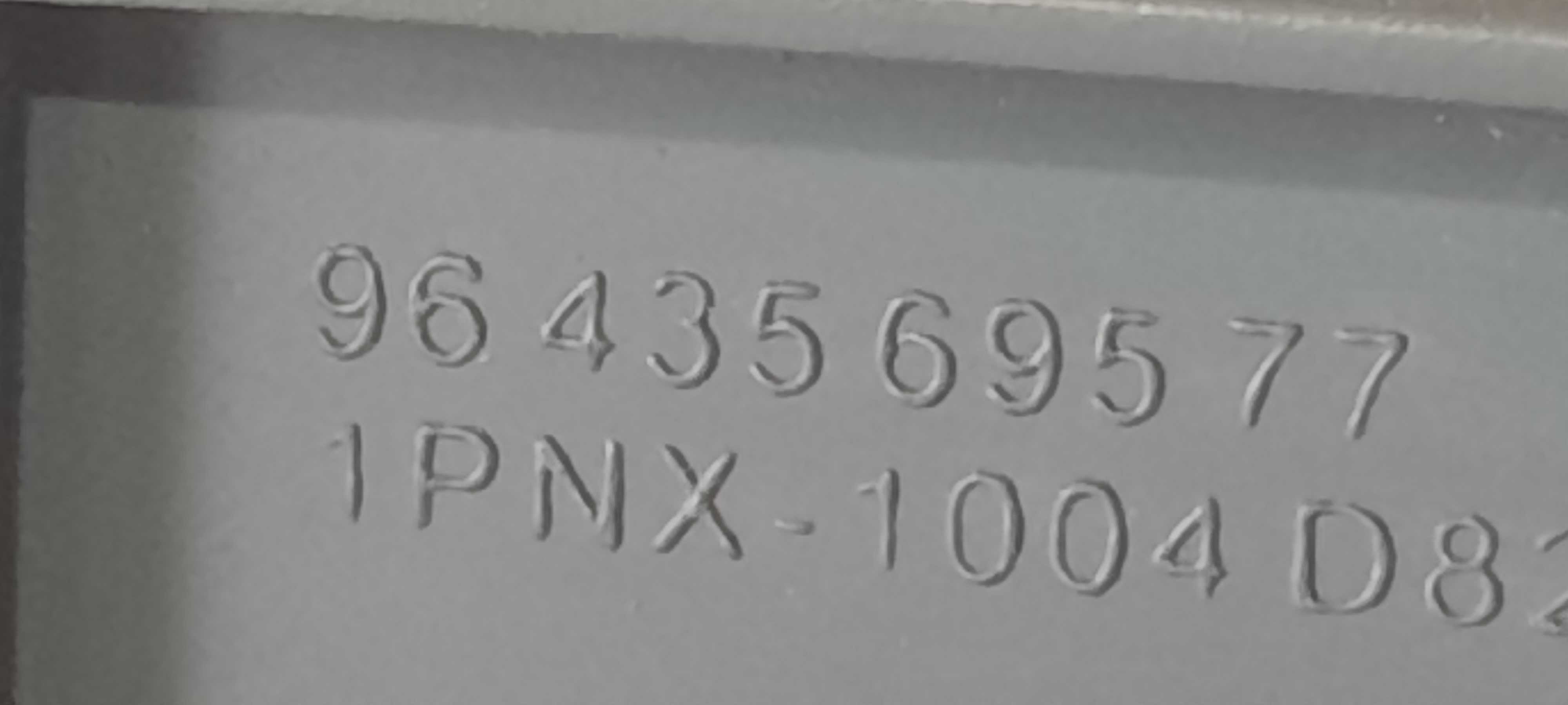 Moldura Painel Esquerdo Picasso 01/12 9643569577 3
