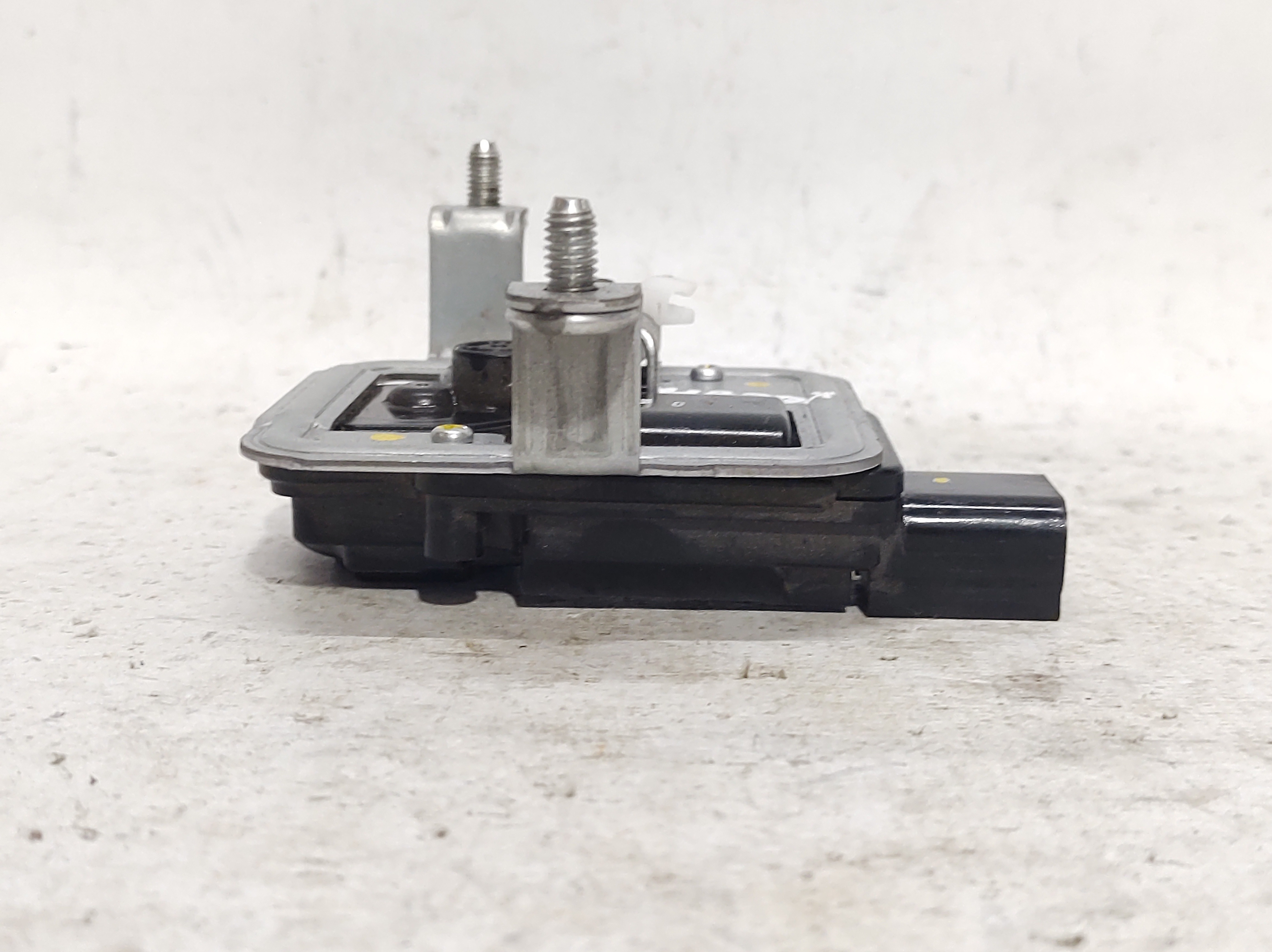 Trava Elétrica Tampa Traseira Hb20 15 A 19 7