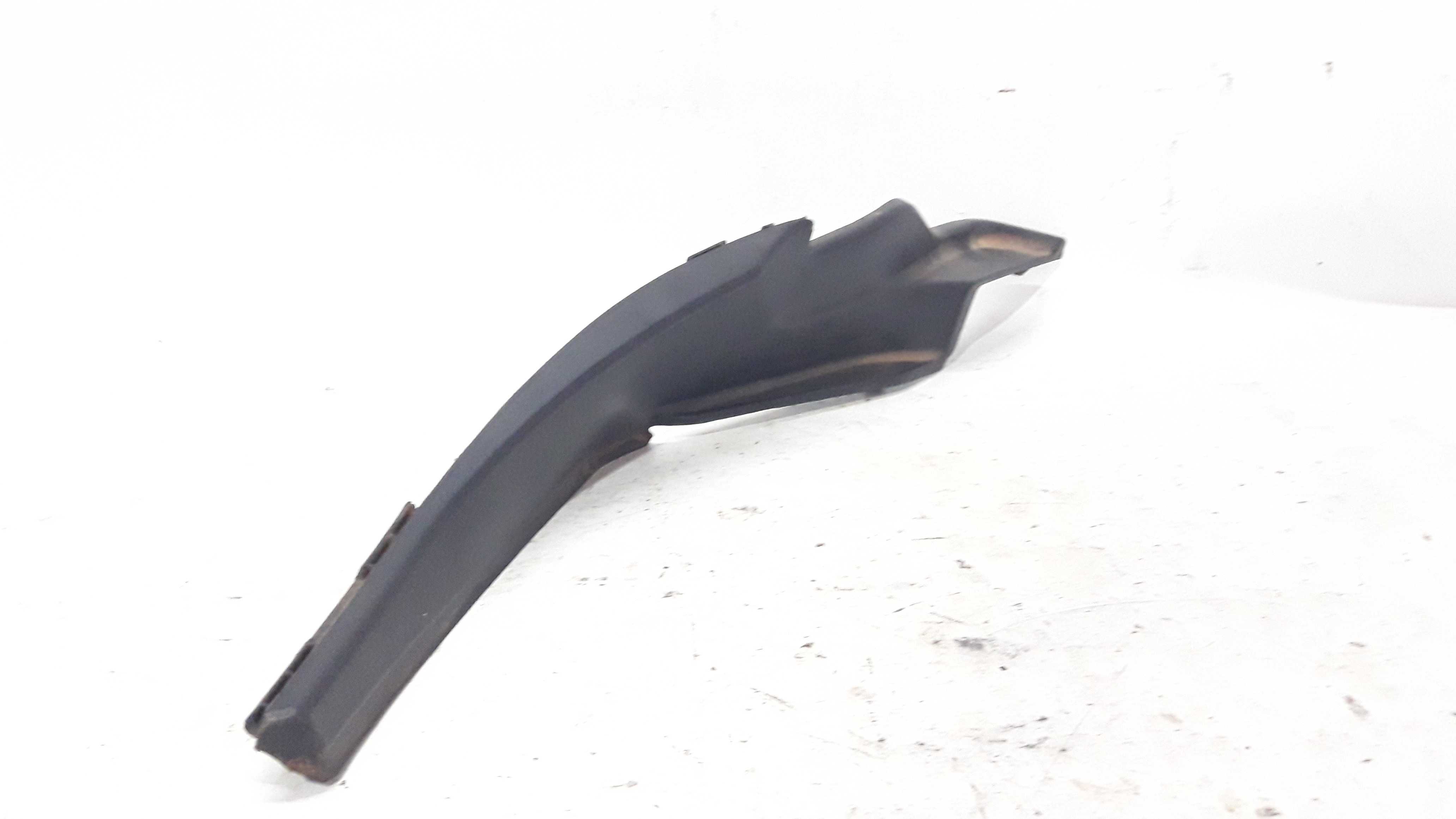 Moldura Latera Esquerda Grade Churrasqueira Civic 17 A 22  Preto Plástico 6