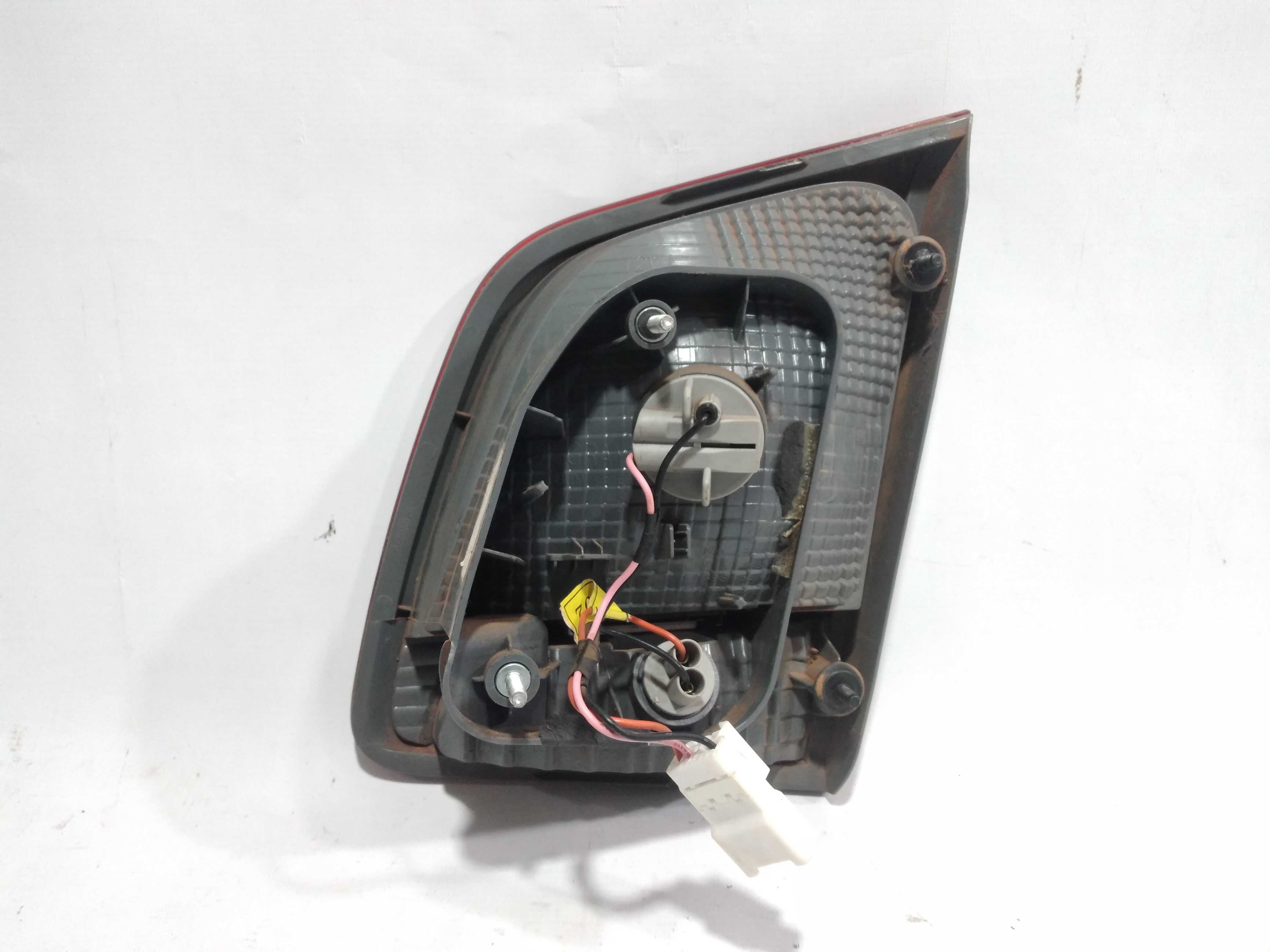 Lanterna Tampa Traseira Esquerda Kia Sorento 10/13 2.4 Origi 2