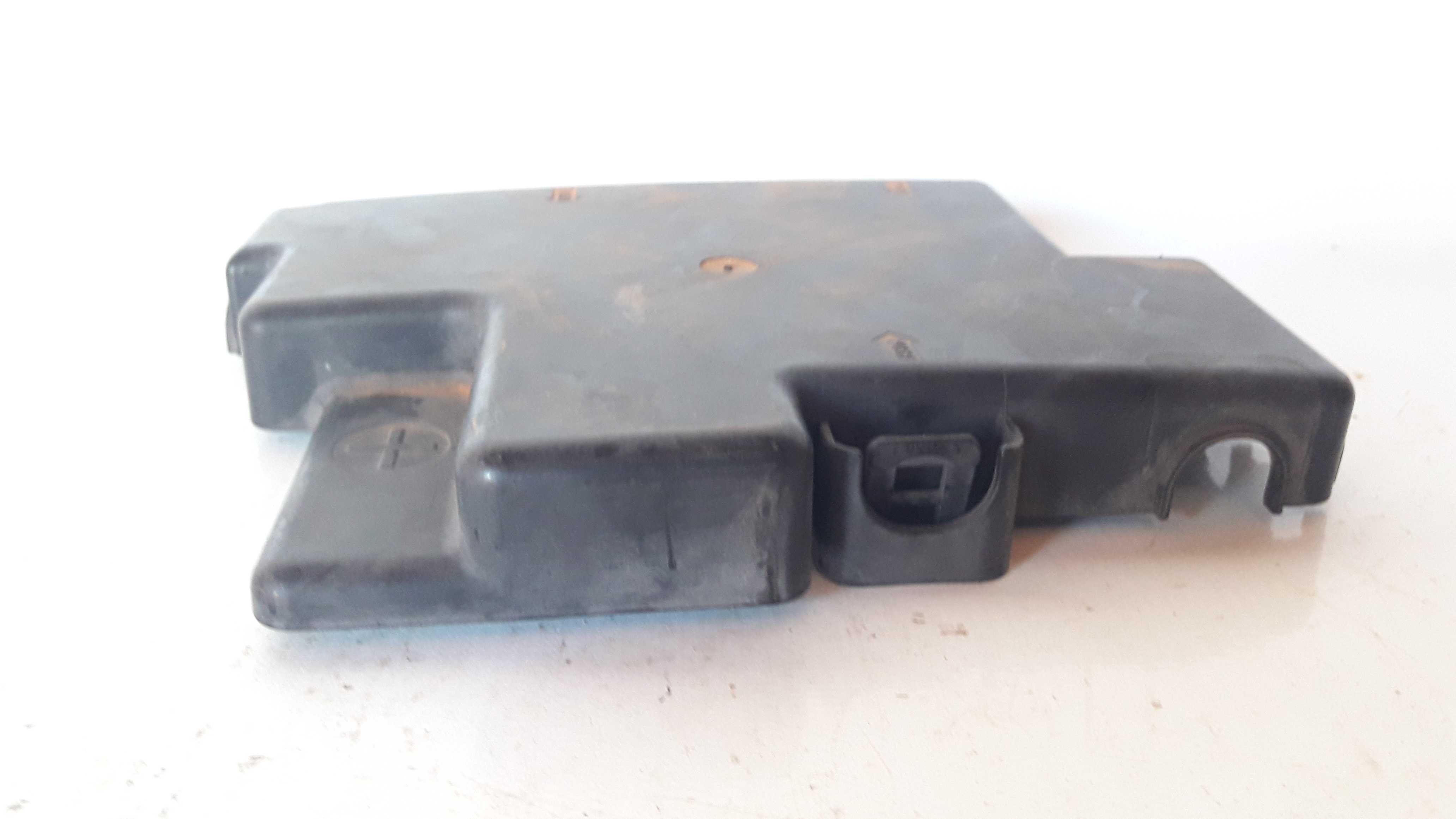 Tampa Fusível Do Motor Fiat Argo 17/20 Original 4