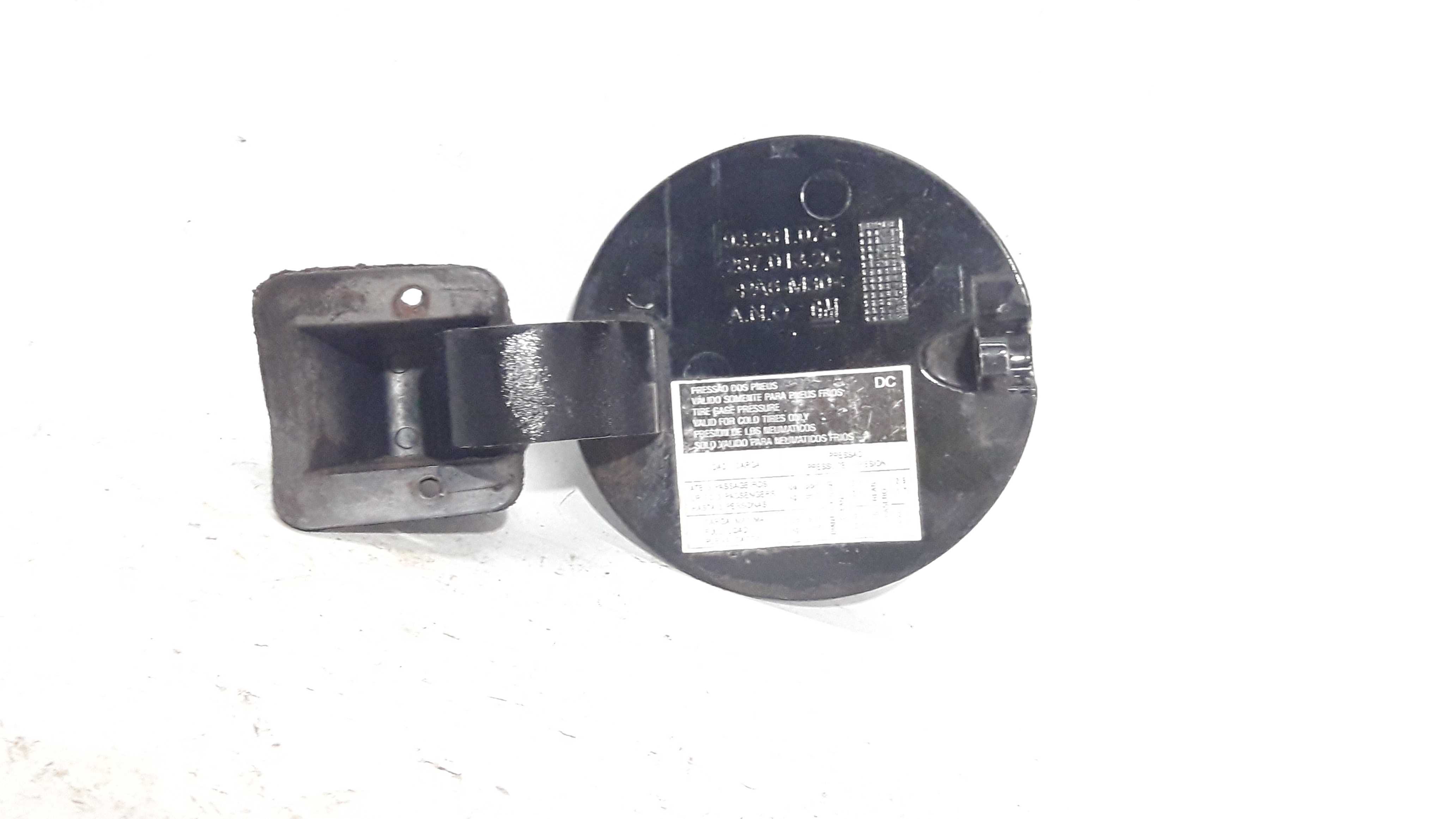 Portinhola Tampa Combustivel Celta 02 A 16 93261075 Preto 2016 2