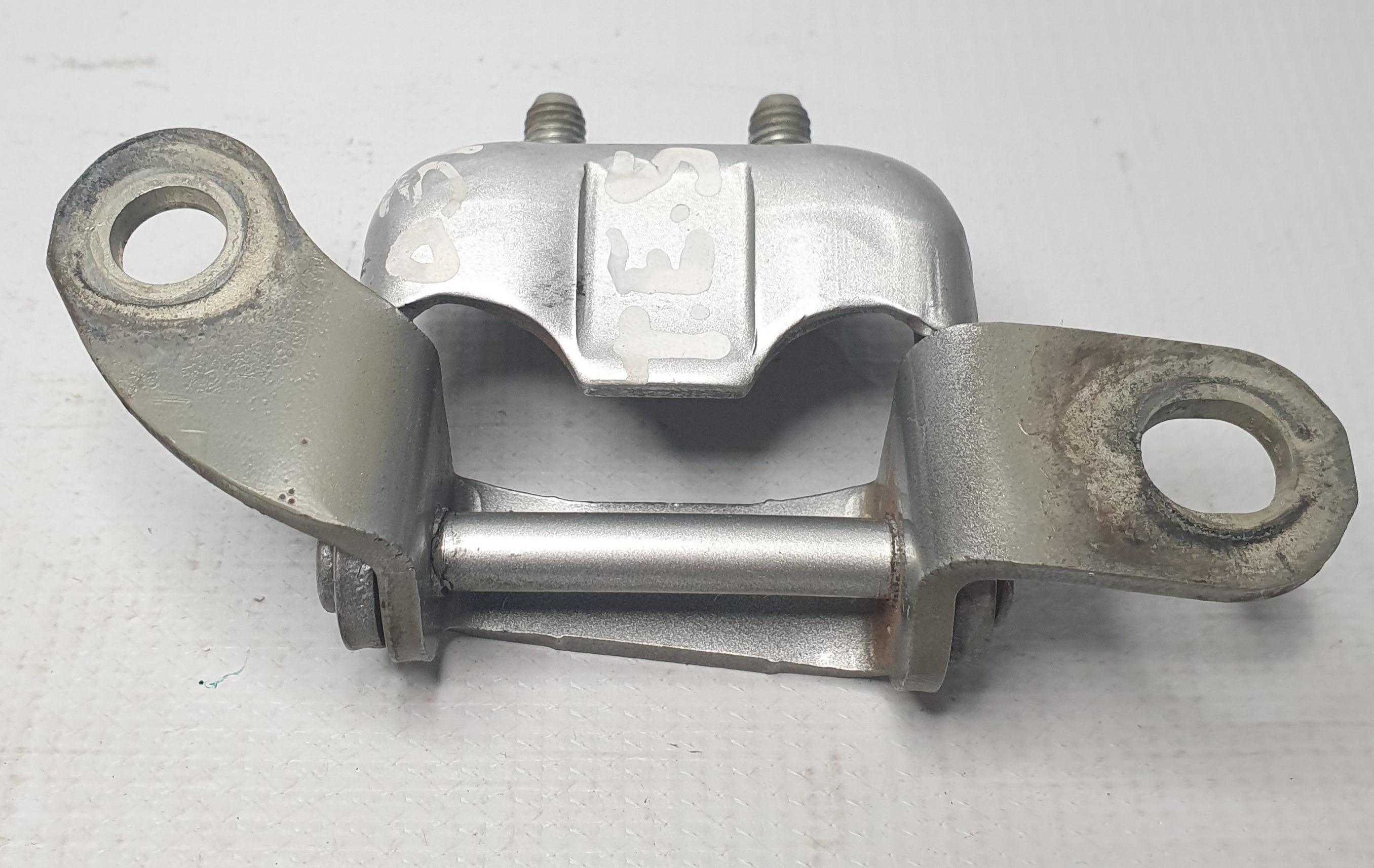 Dobradiça Superior Porta Traseira Esquerda Corolla 03/08 2