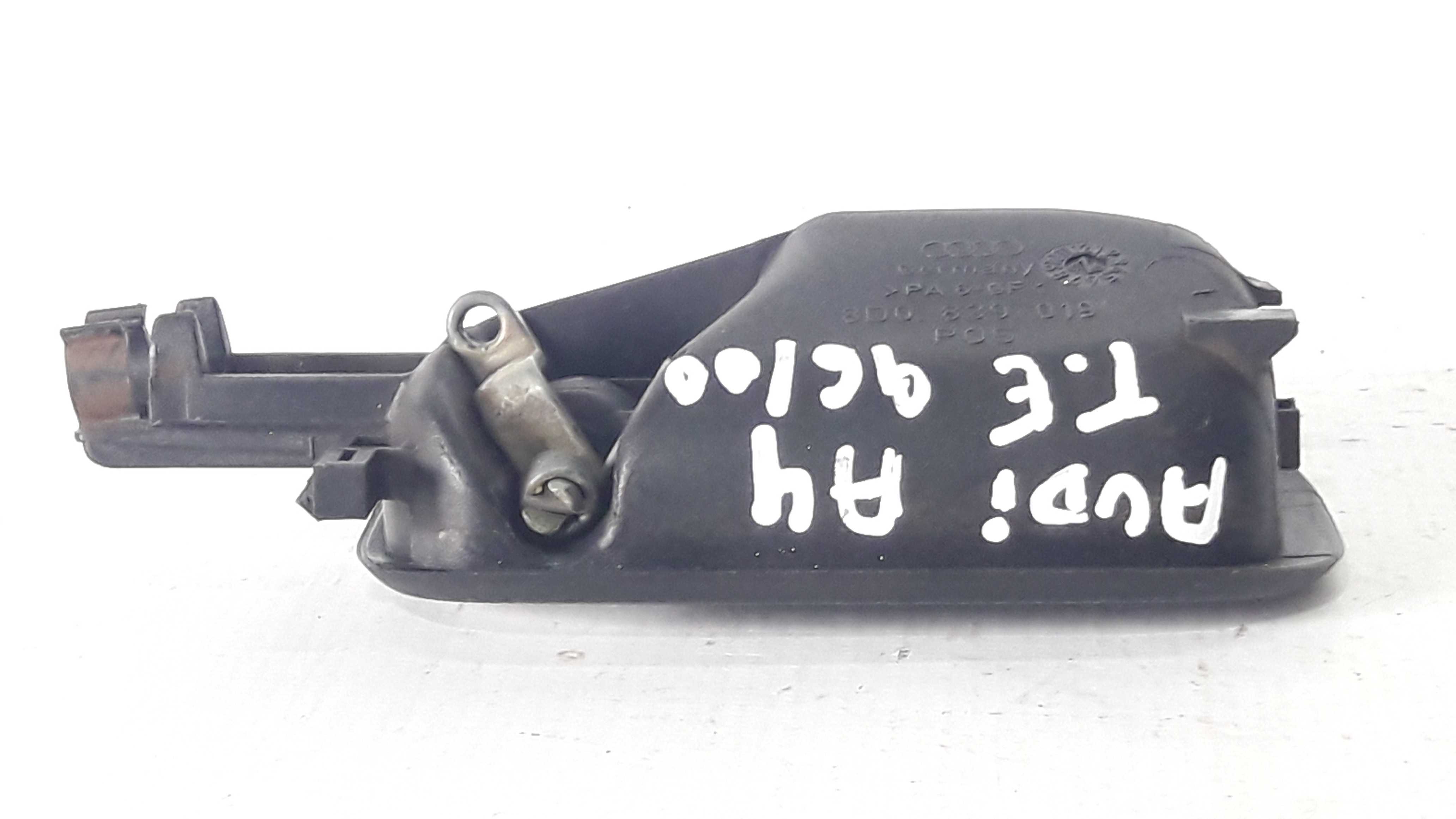 Maçaneta Interna Tras Esquerda Audi A4 96/00 8d0839019 Cromado Traseira 4