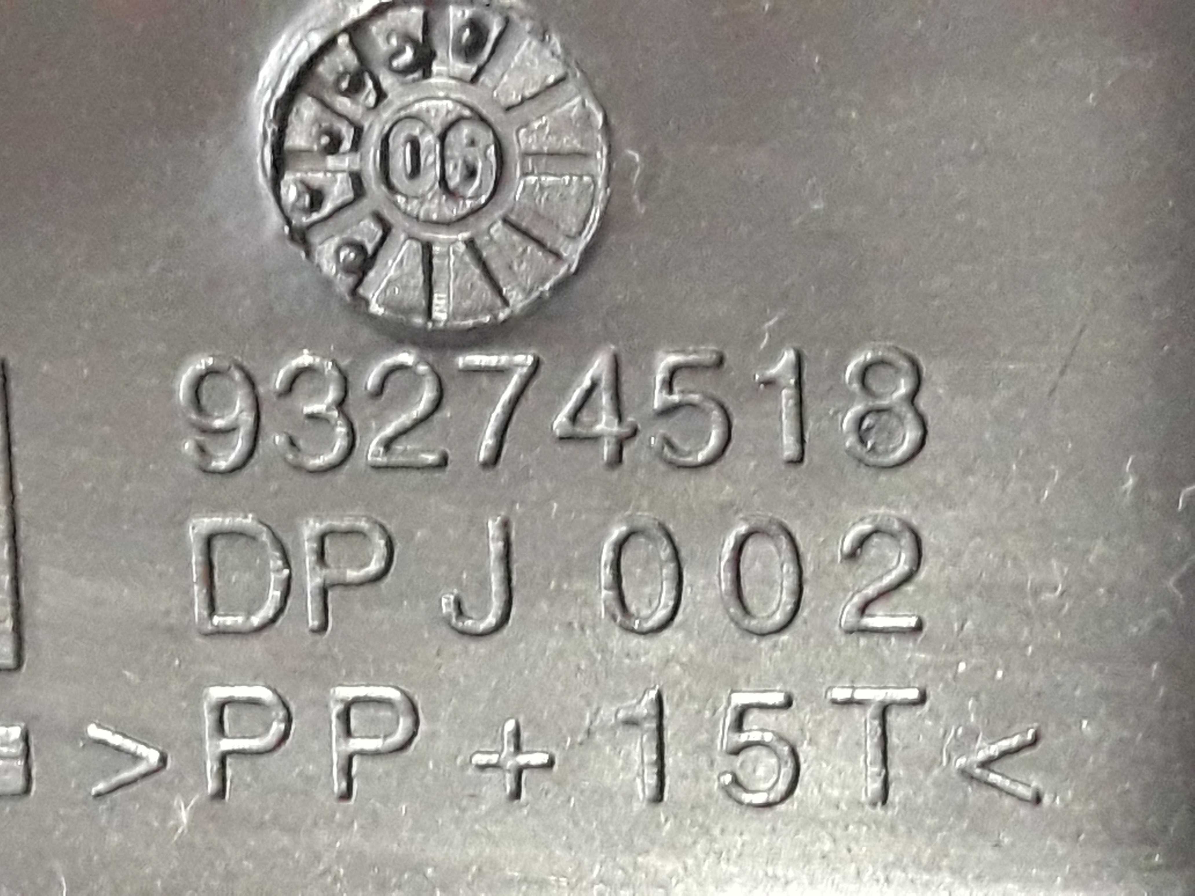 Moldura Maçaneta Traseira Esquerda Astra 99/11 Preto Dianteira 3