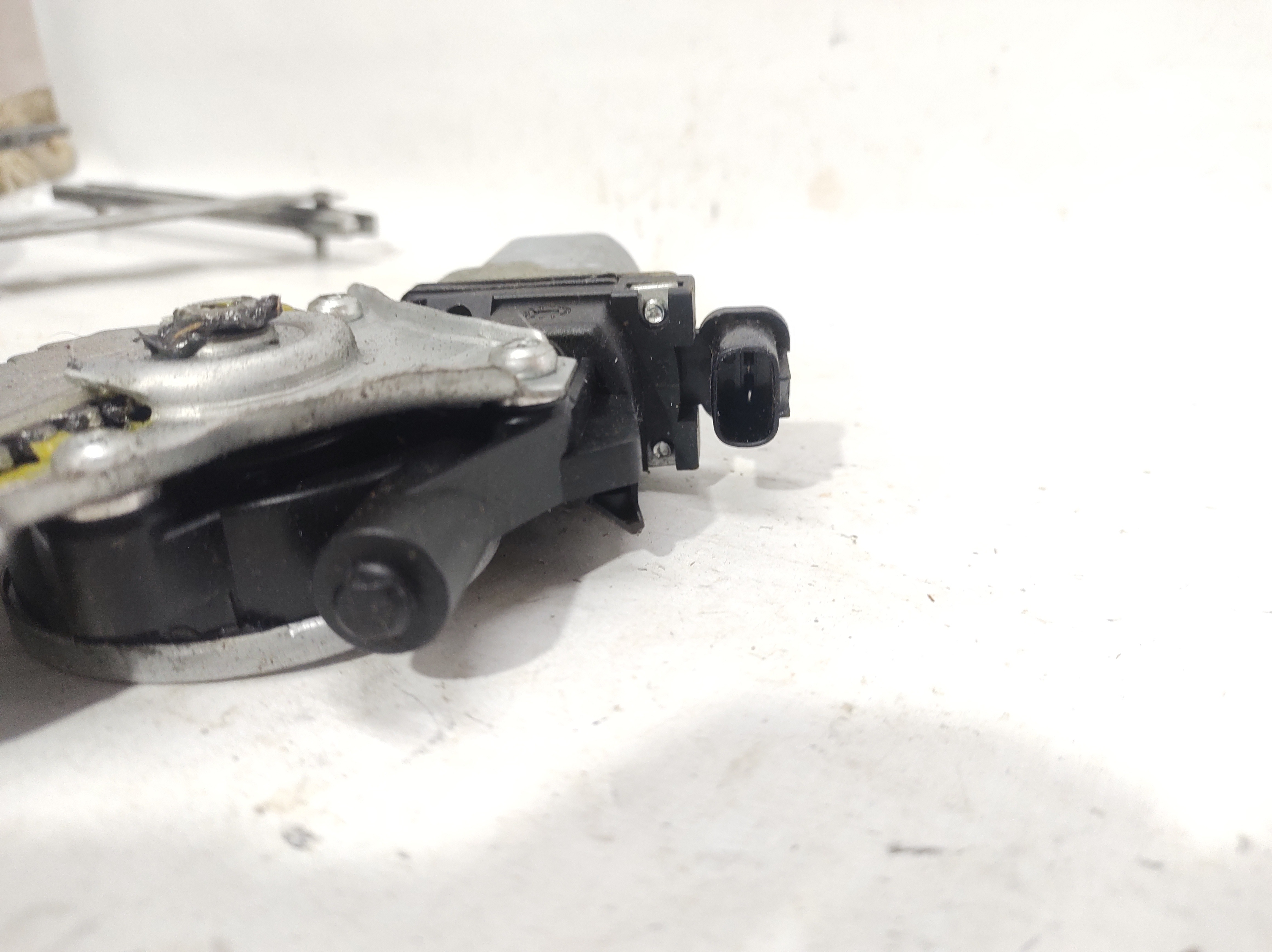 Maquina Motor Vidro Elétrico Dianteiro Direito March 13 A16 4