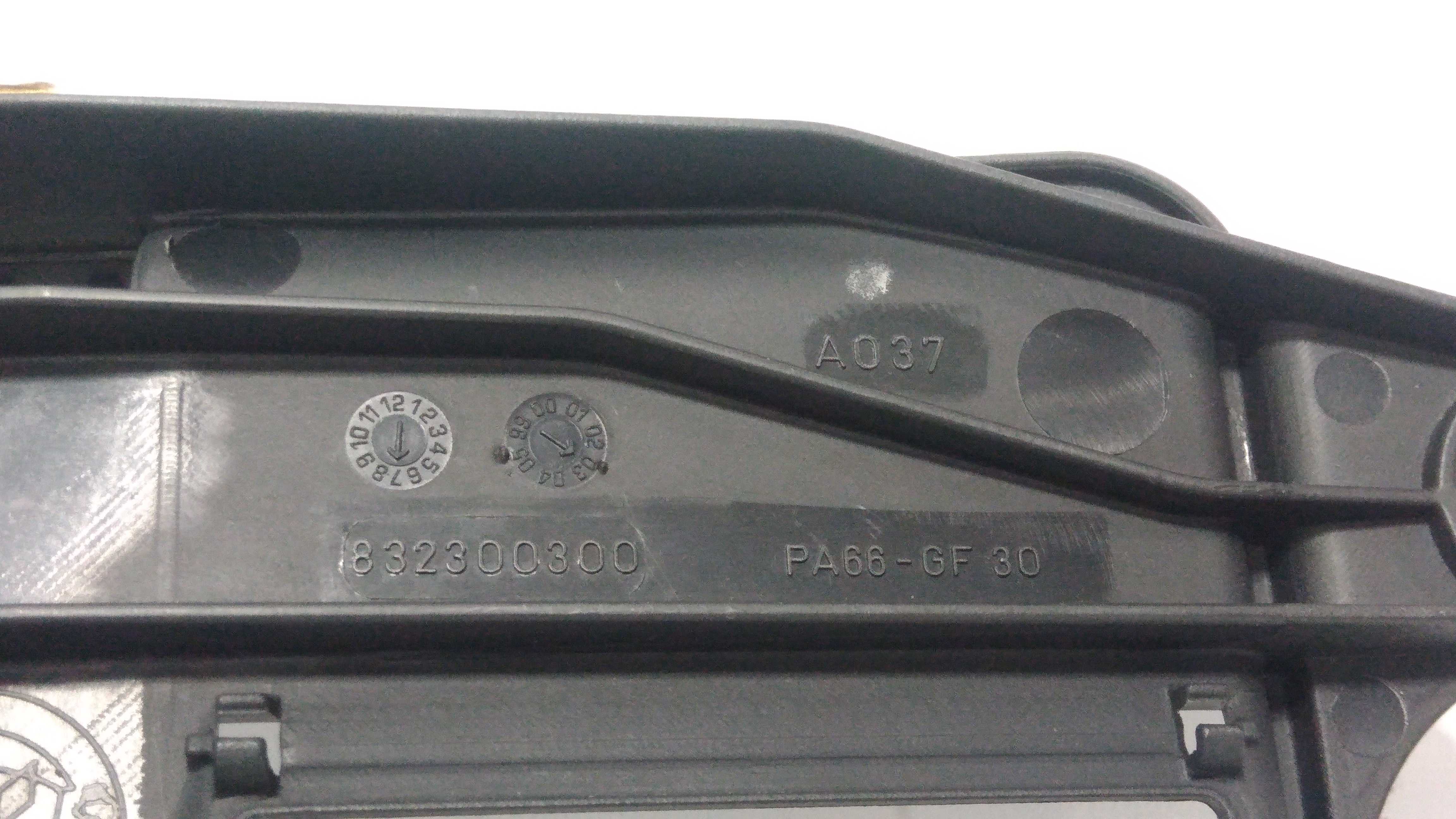 Defletor Ventoinha Fiat Doblô Cargo 02/08 Original 4