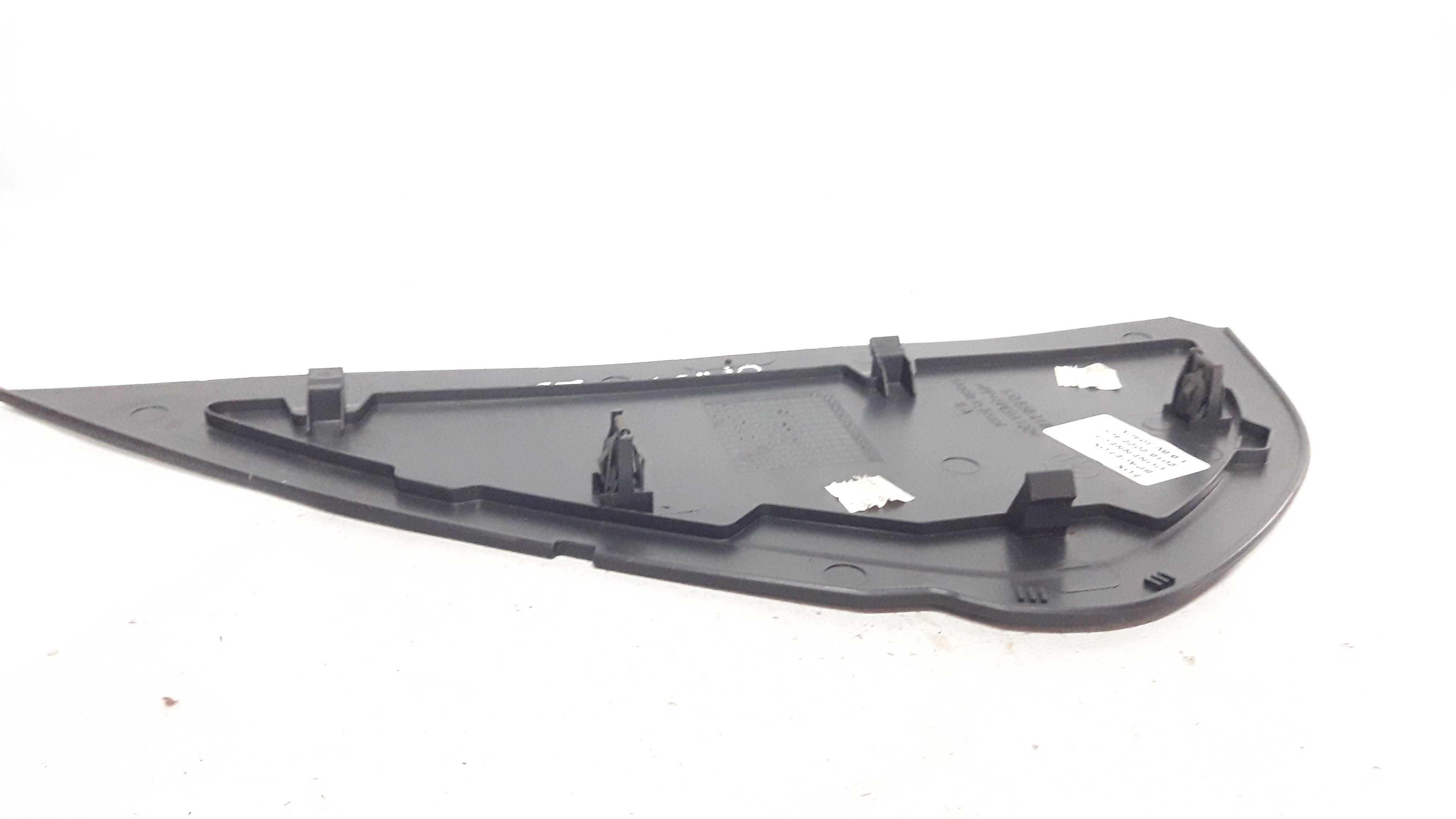 Moldura Lateral Direita Painel Fox 16 A 22 5z0858218 5