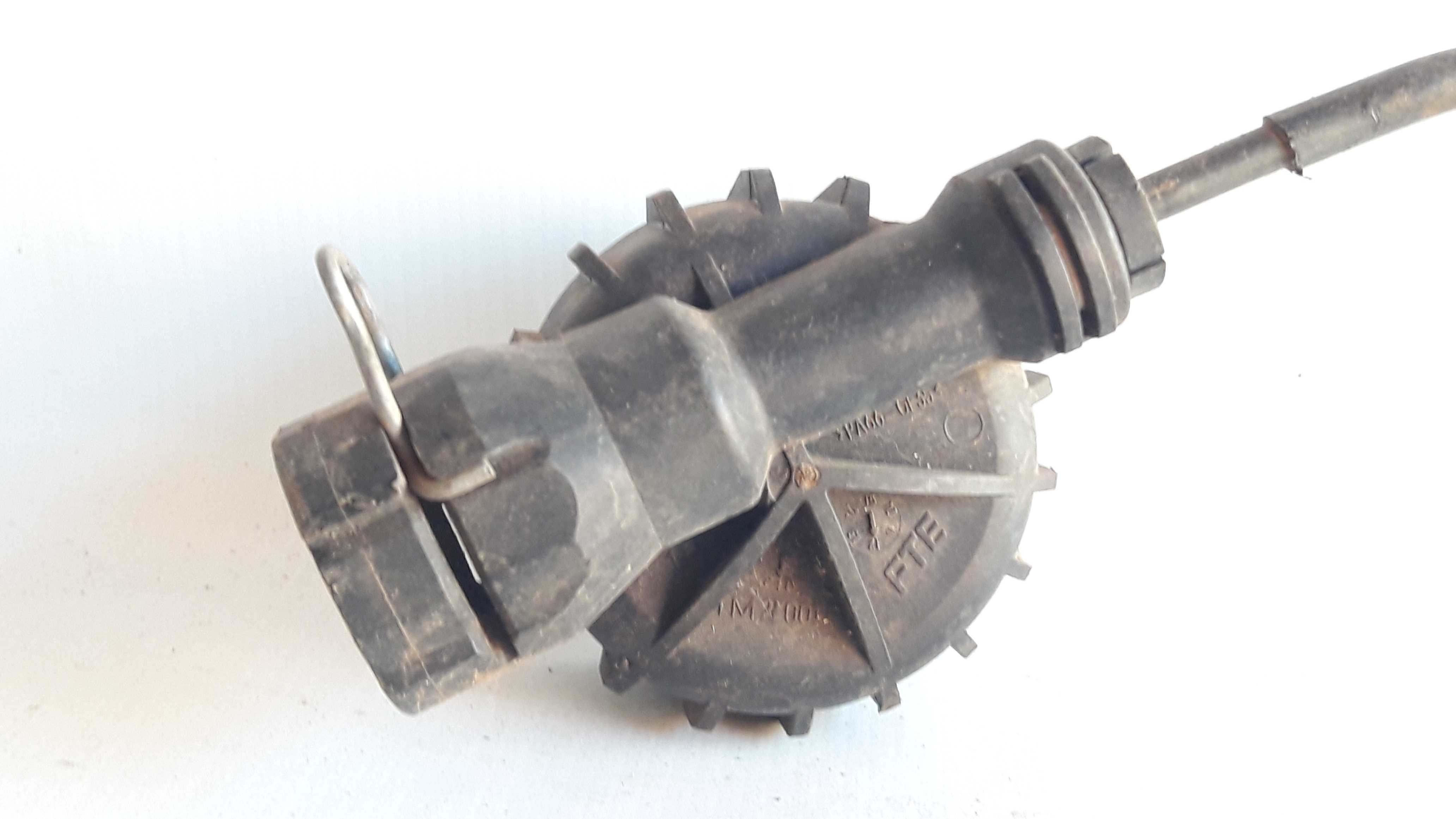 Válvula Embreagem Chevrolet Camaro/cobalt Fm277001 Original 2