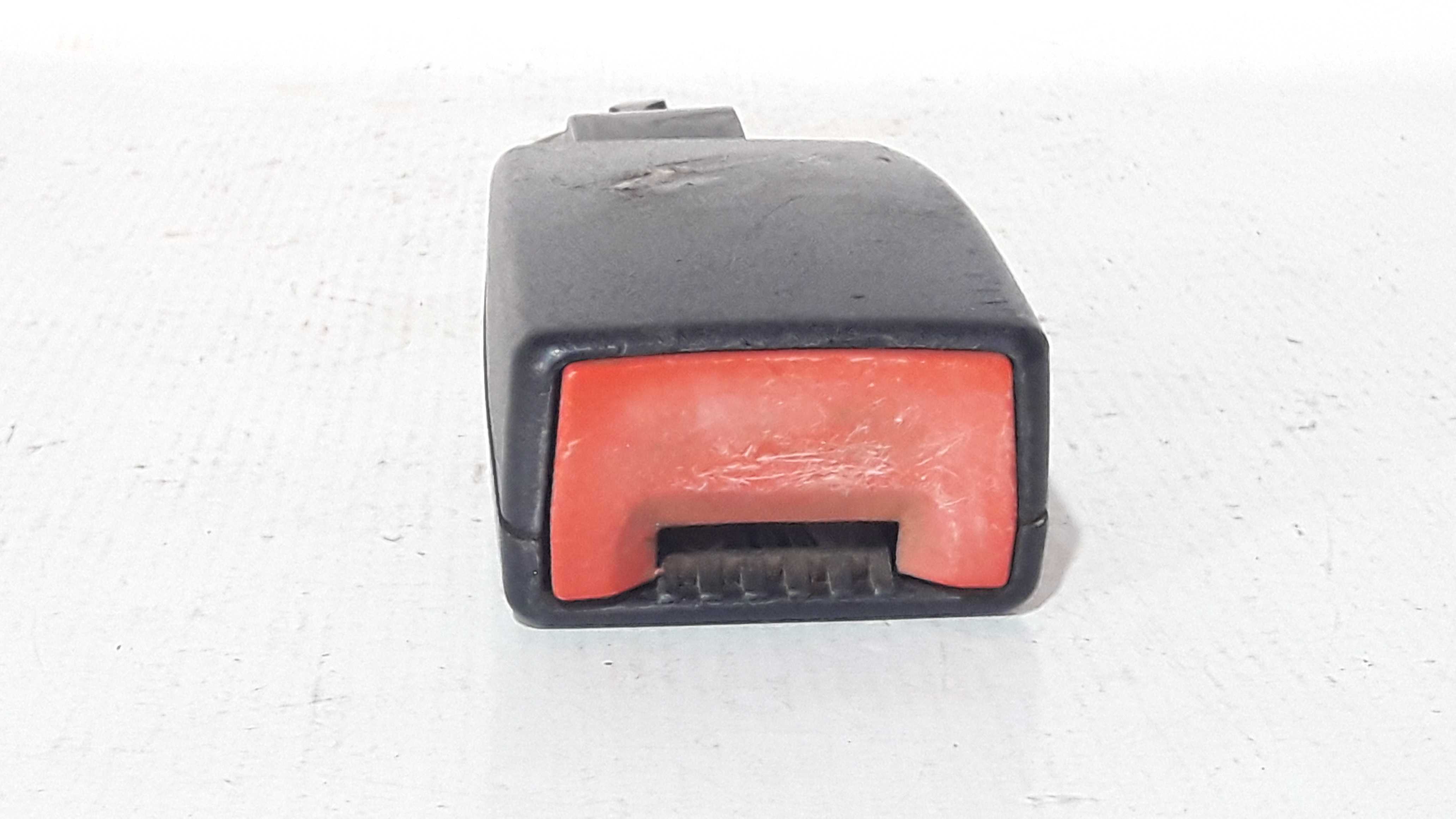 Engate Cinto Segurança Dianteiro Esquerdo Fiat Bravo 95/01 3