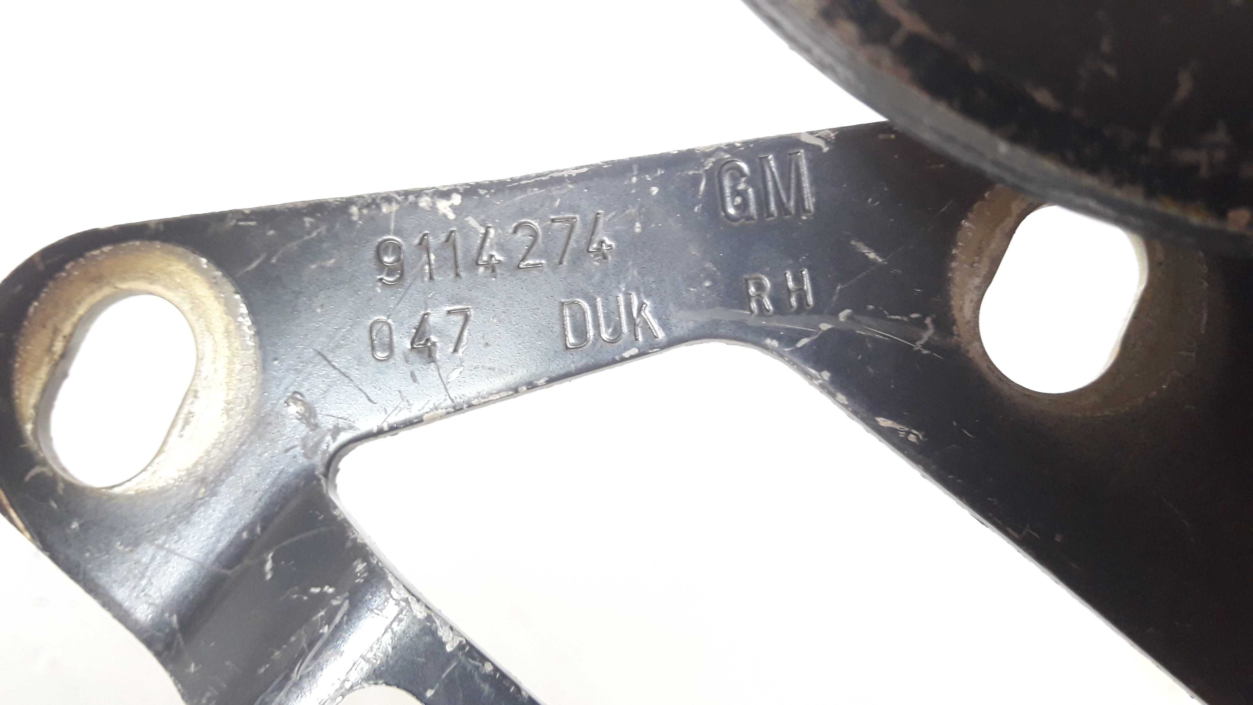 Braço Dobradiça Direita Capo Montana/corsa Maxx 3/10 4