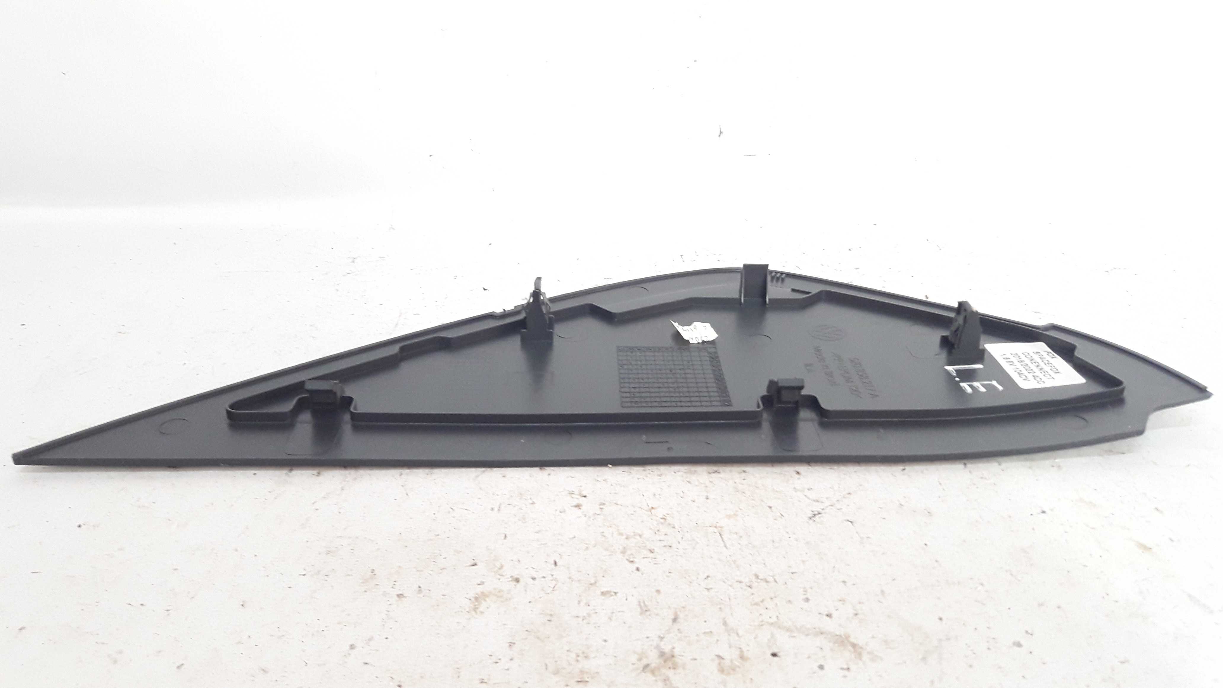 Moldura Lateral Esquerda Painel Fox 16 A 24 5z0858217a 3