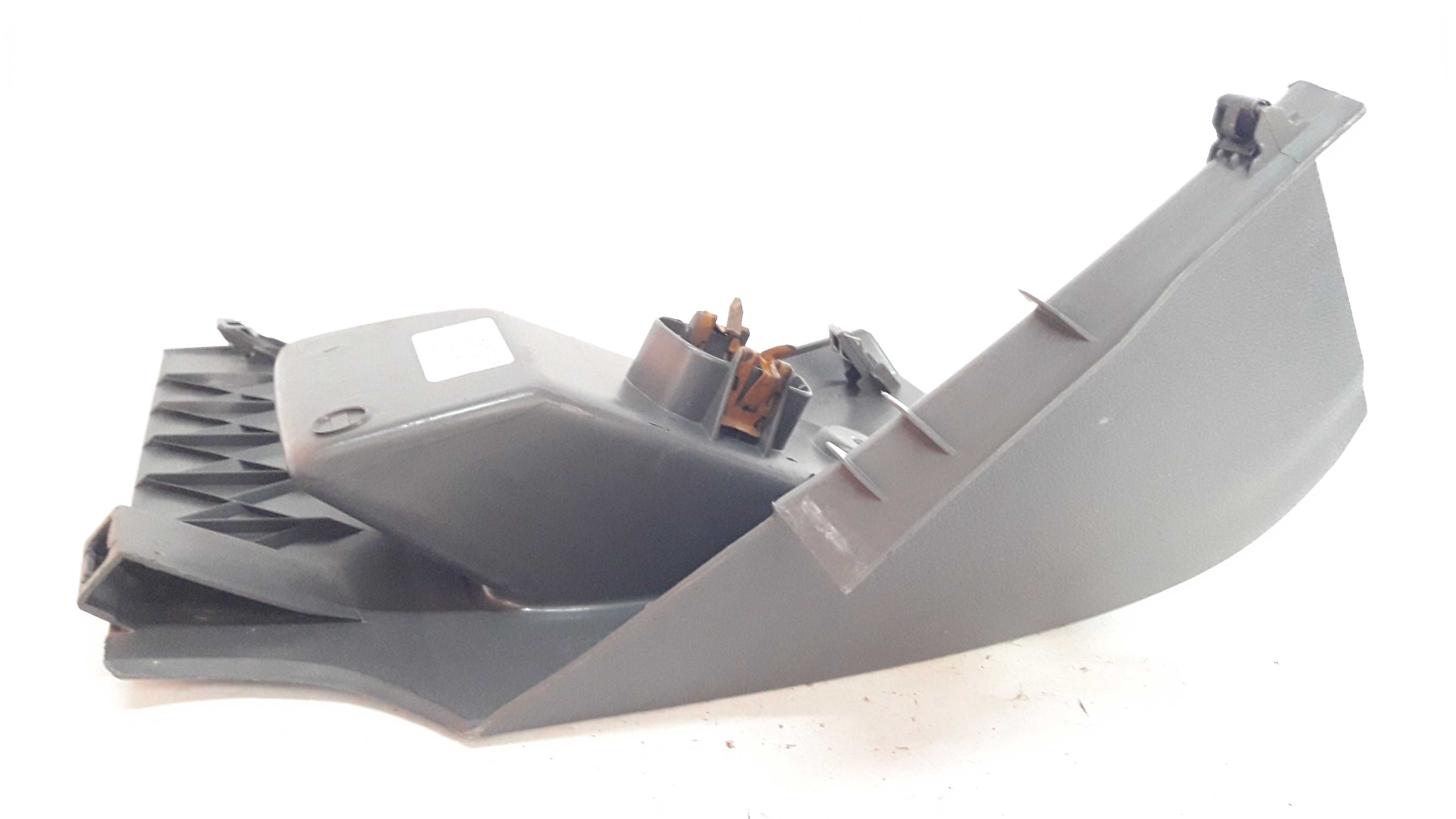 Moldura Inferior Esquerda Painel Focus 9 A 13 4m51a0432 6