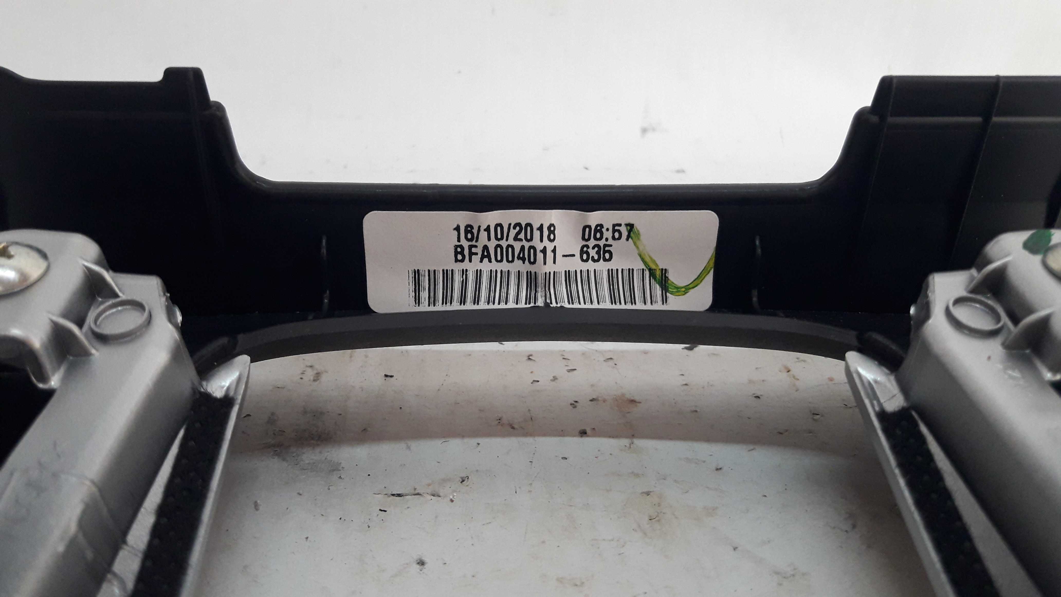 Moldura Console Central Câmbio Civic Cvt 17 A 22 Bfa004011 5