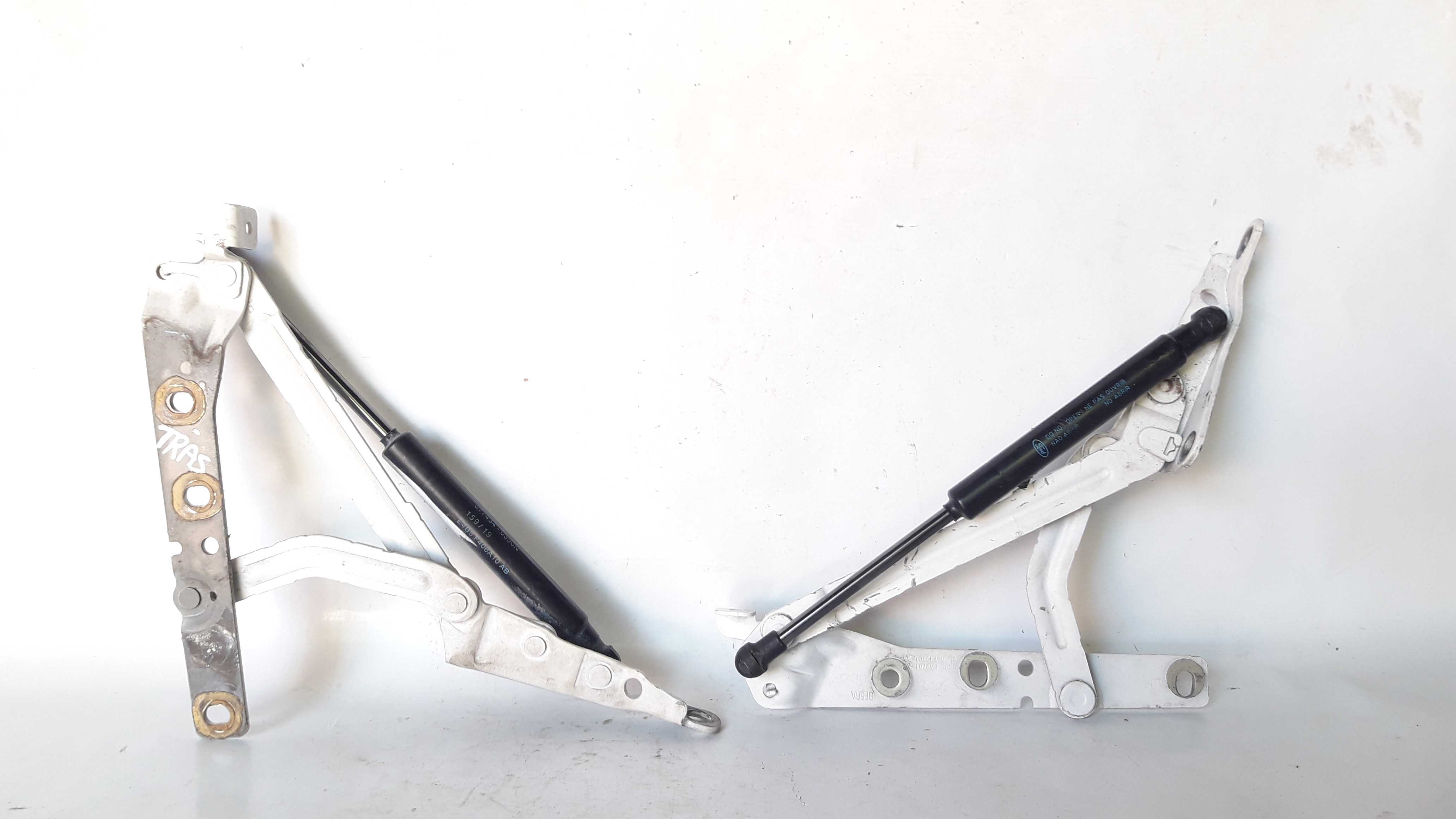 Dobradiça Tampa Traseira Ford Ka Seda 18/20 6s65f42700ac