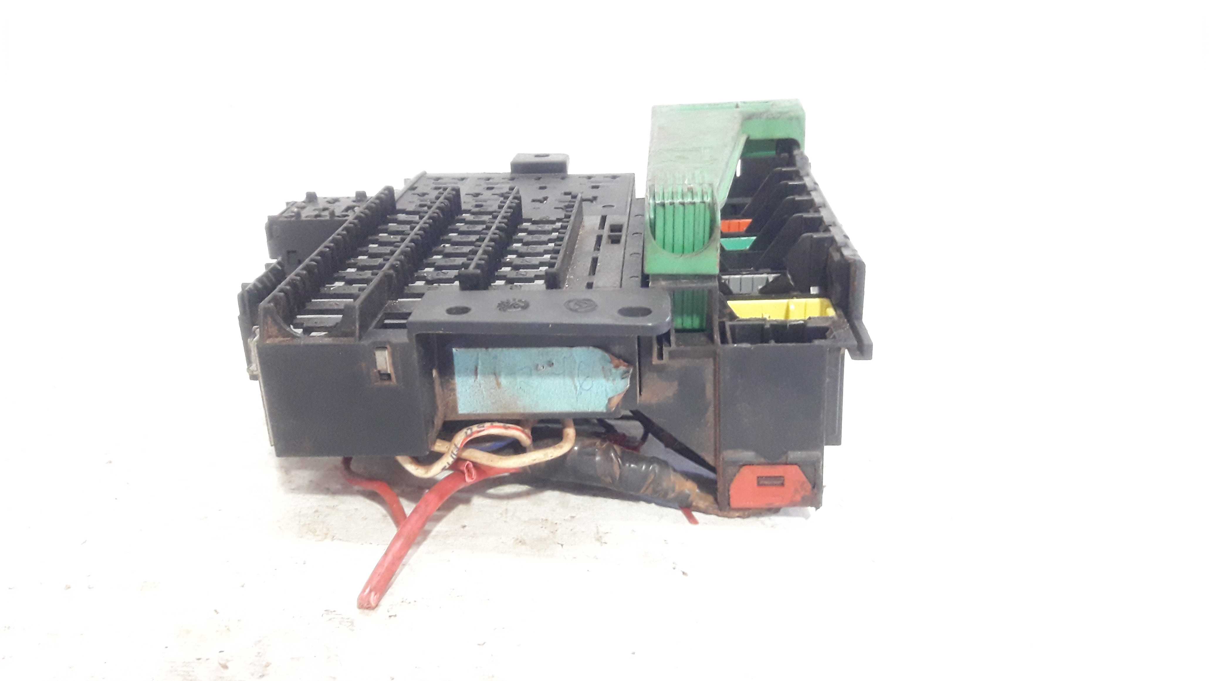 Caixa Fusiveis Strada 1.5 Fiasa C Ar 96 A 00 5