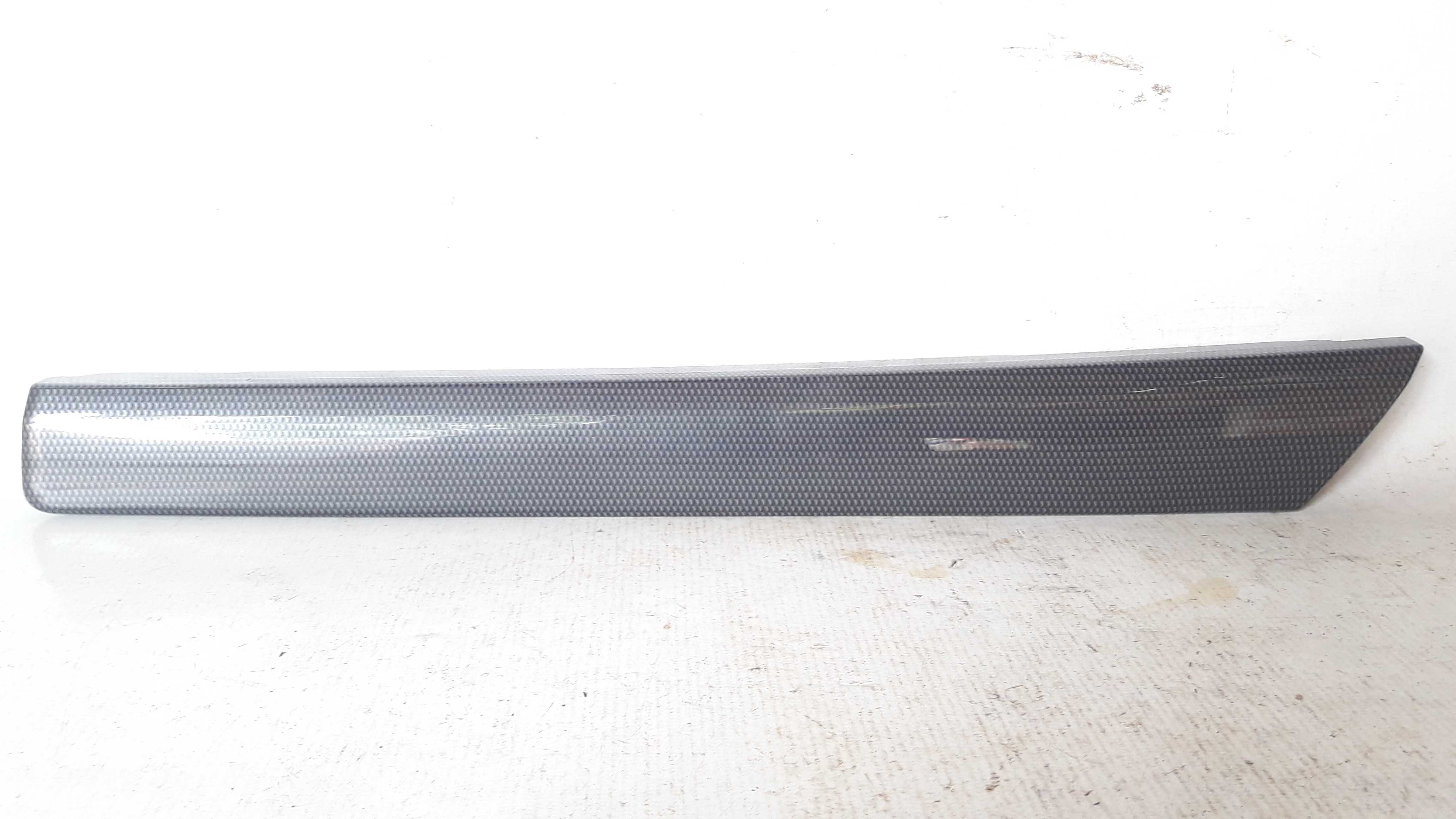 Moldura Aplique Int Traseira Direita Captiva Sport 09/13 1