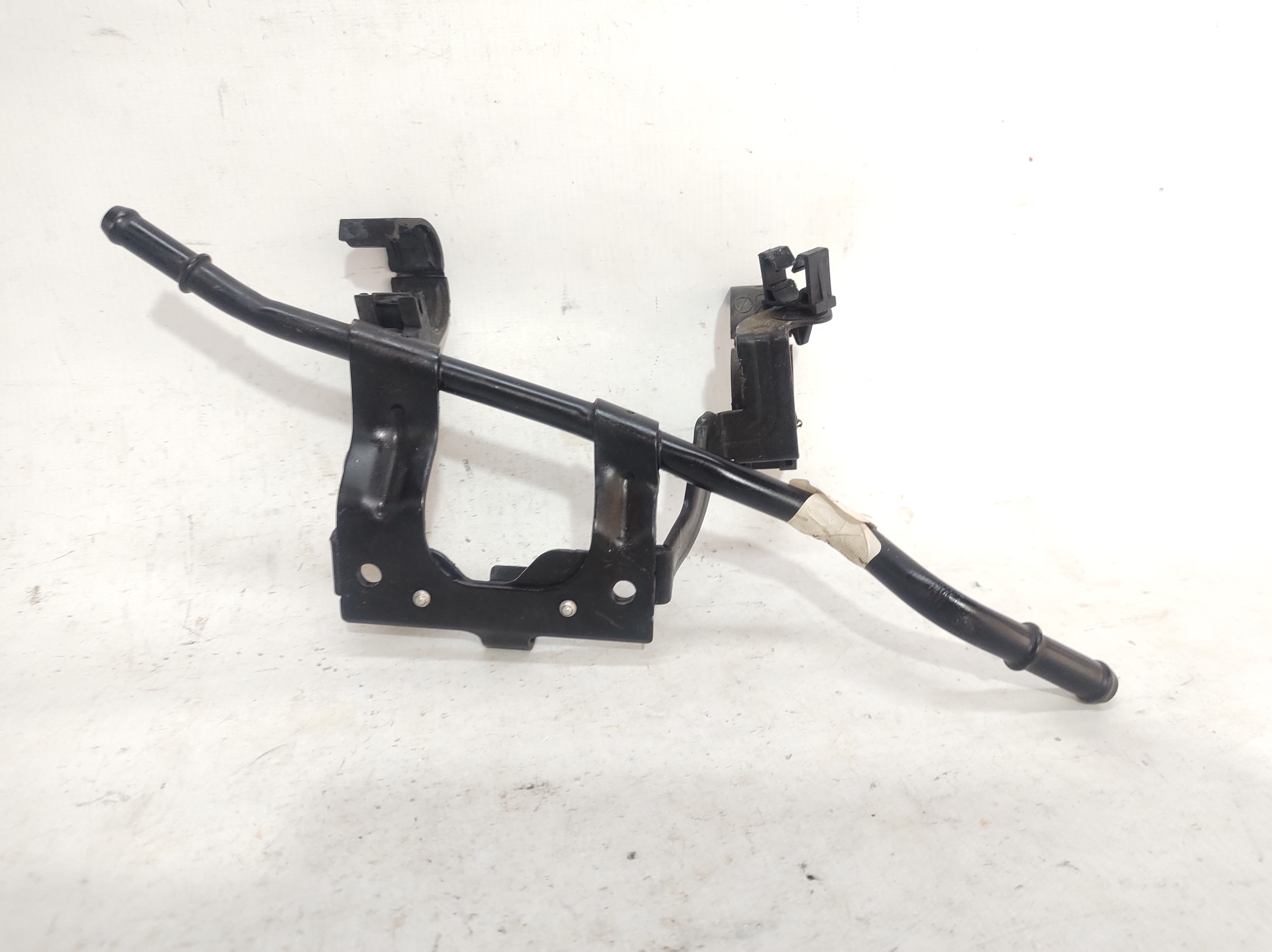 Cano Dagua Cavalete Motor Hb20 1.6 Automático 15 A 19 3