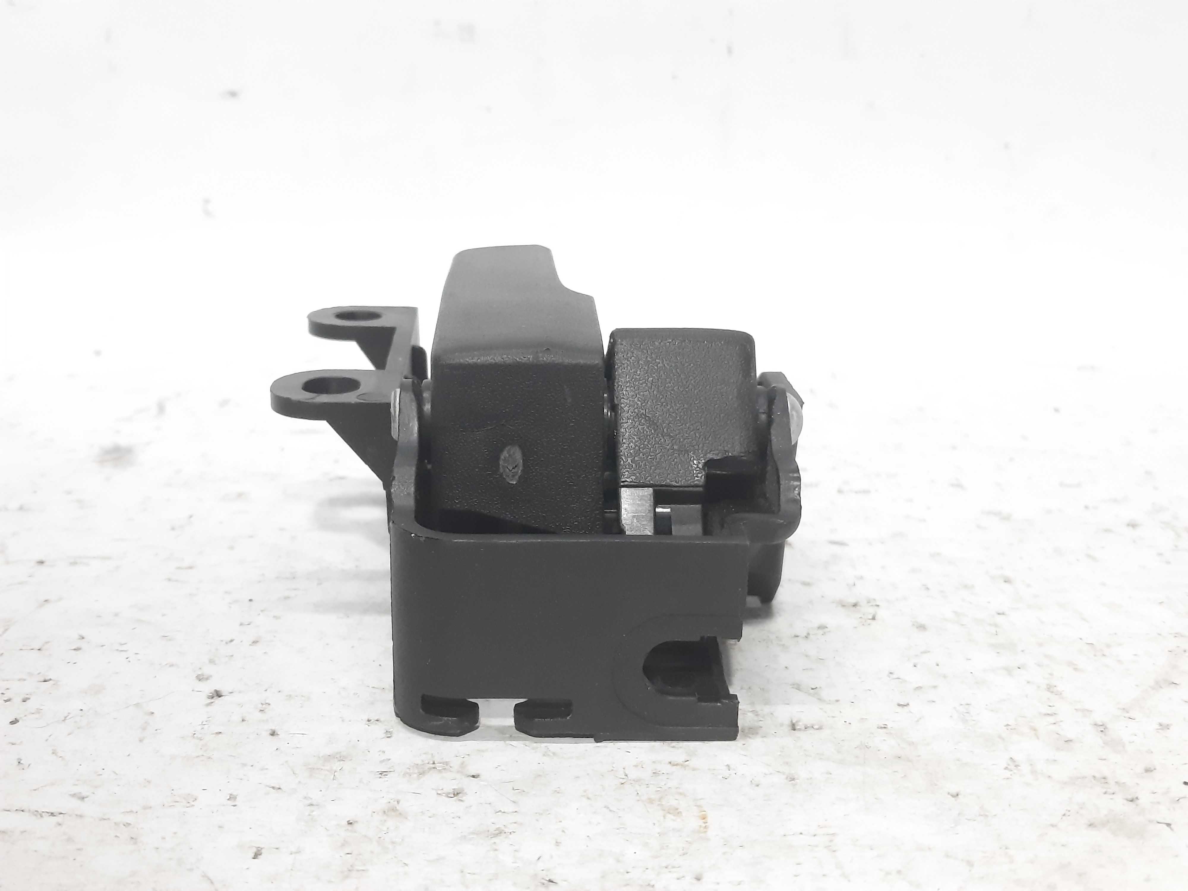 Maçaneta Int Diant Direita Focus 9 A 12 3m51r22600ad – Preto – Dianteira 4