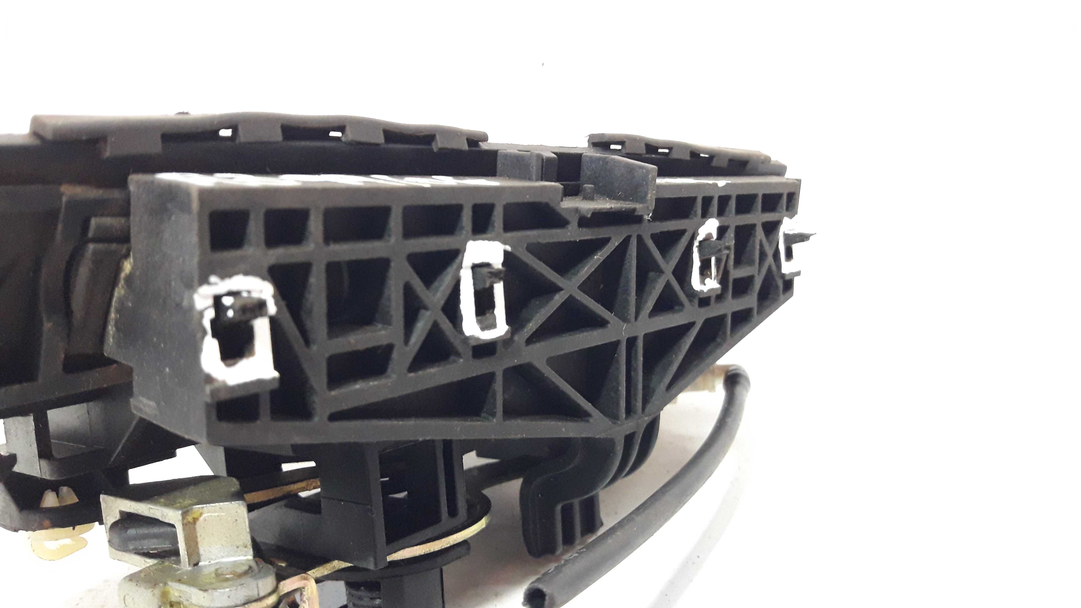 Macaneta Tampa Traseira Audi A3 99/6 C Pequena Avaria 24240 6