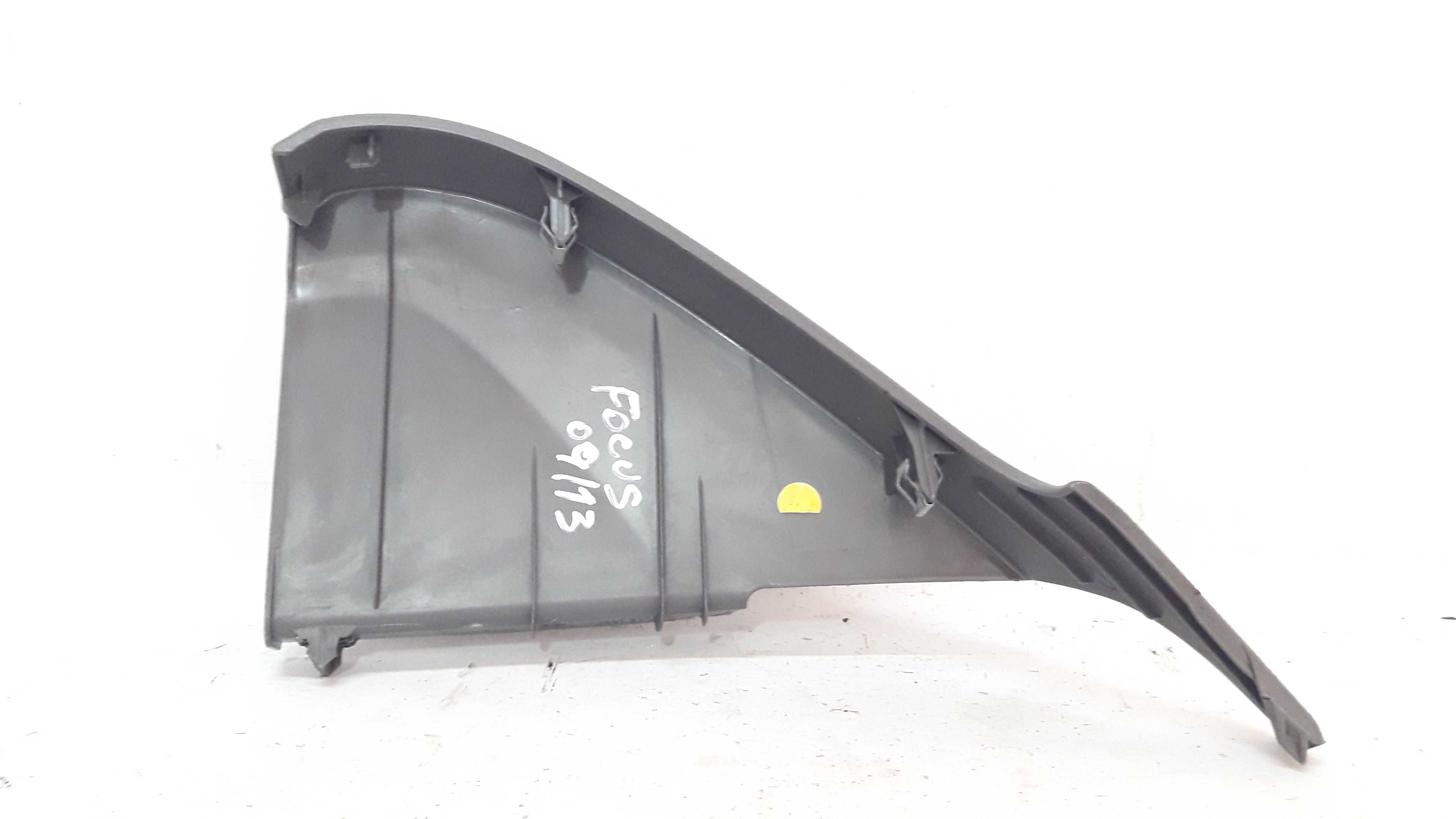 Moldura Direira Painel Focus 09 A 13 4m51a0044c60 5