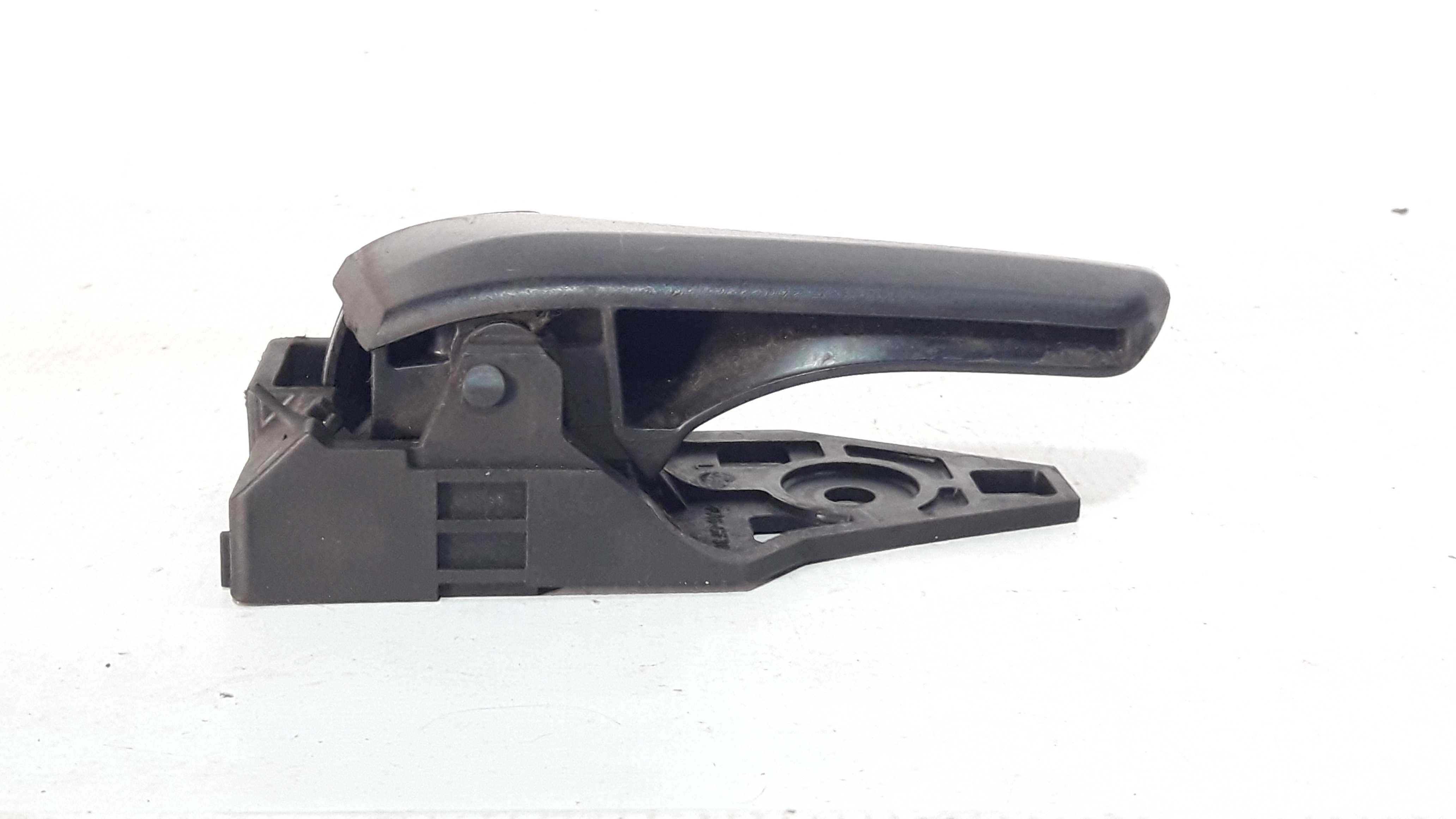 Maçaneta Interna Traseira Esquerda Hilux 16/20 25213 Preto Traseira 4