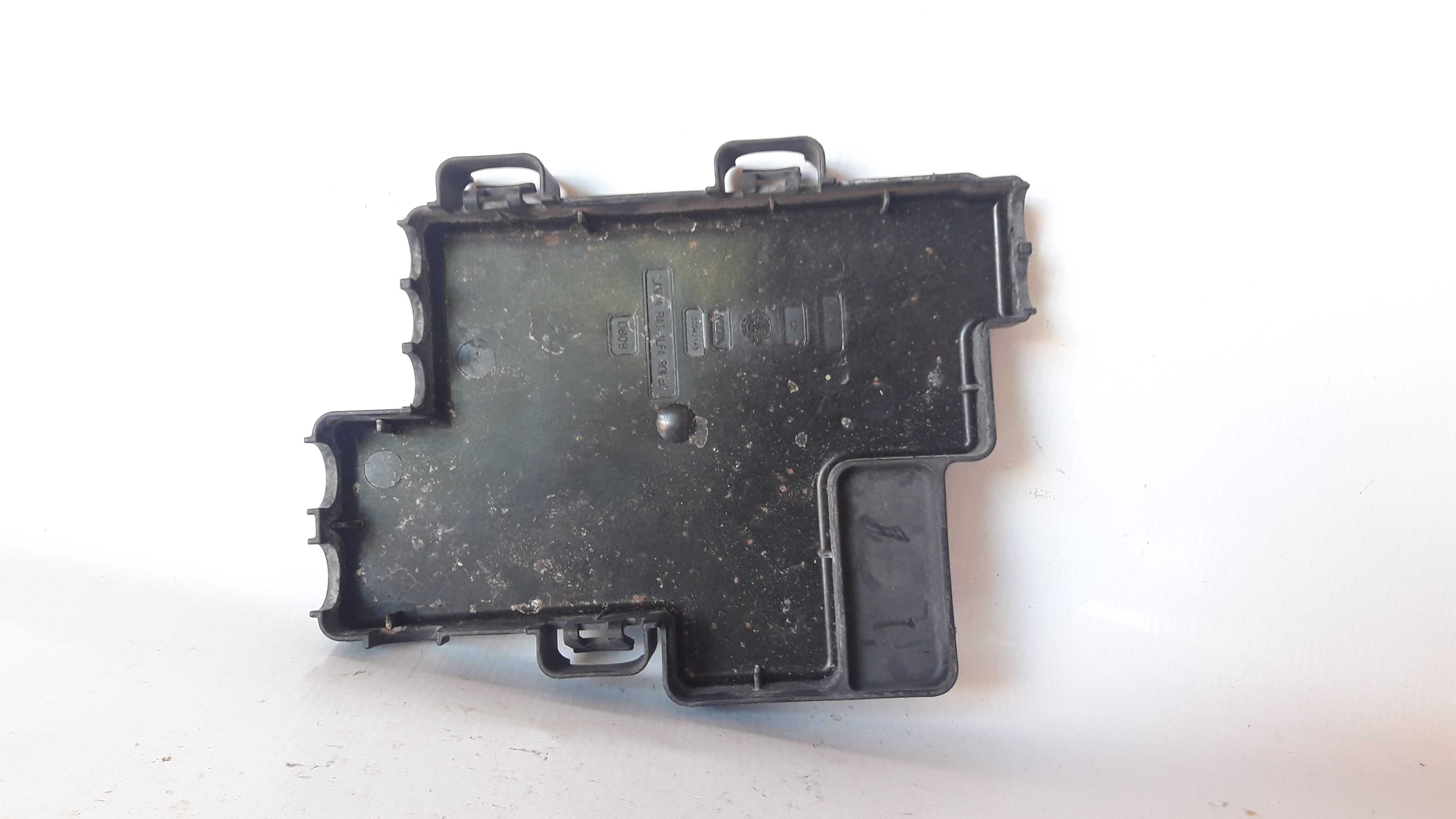 Tampa Fusível Do Motor Fiat Argo 17/20 Original 2