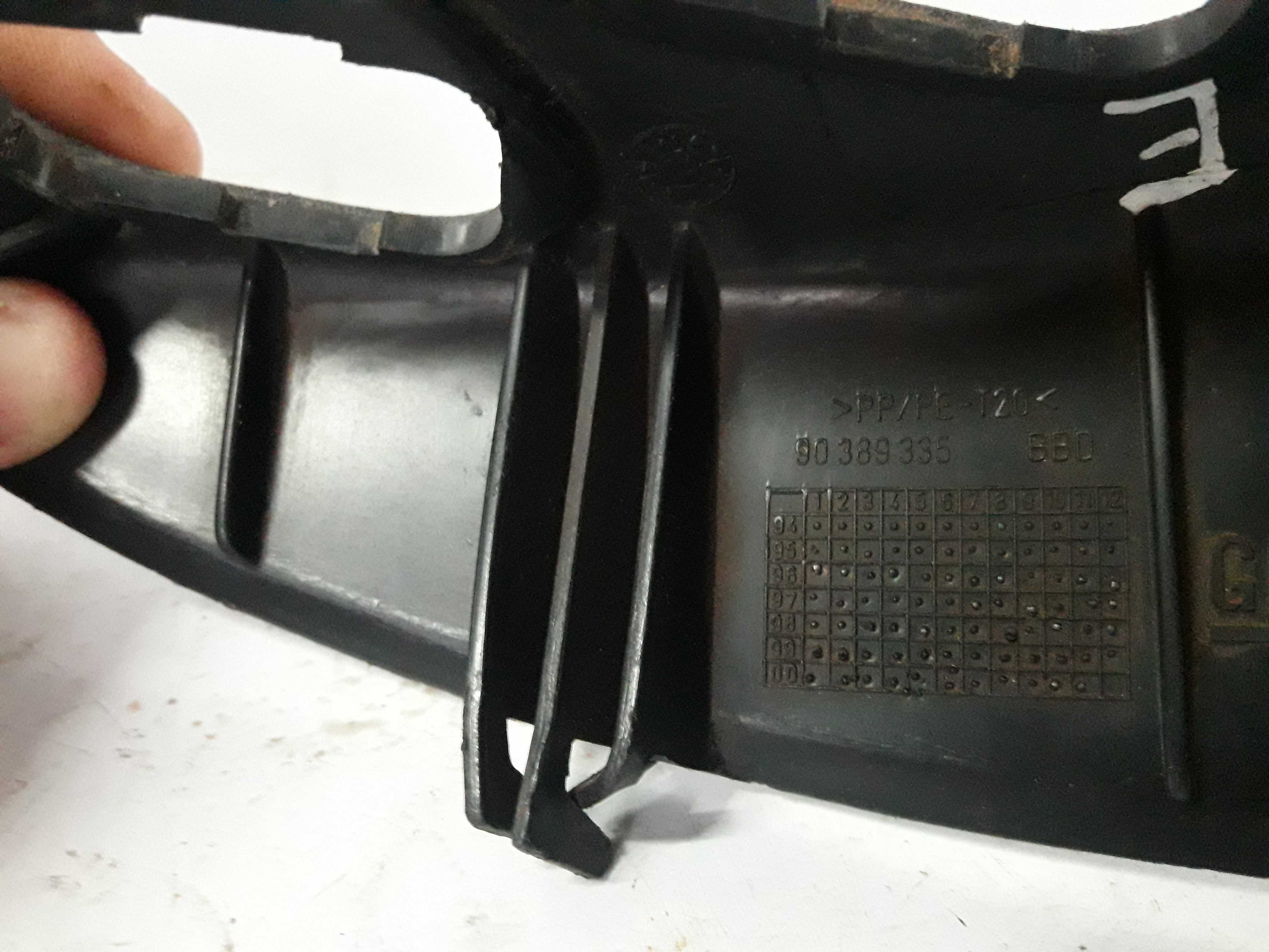 Moldura Botão Vidro Elétrico Esquerdo Corsa 4p Original 4