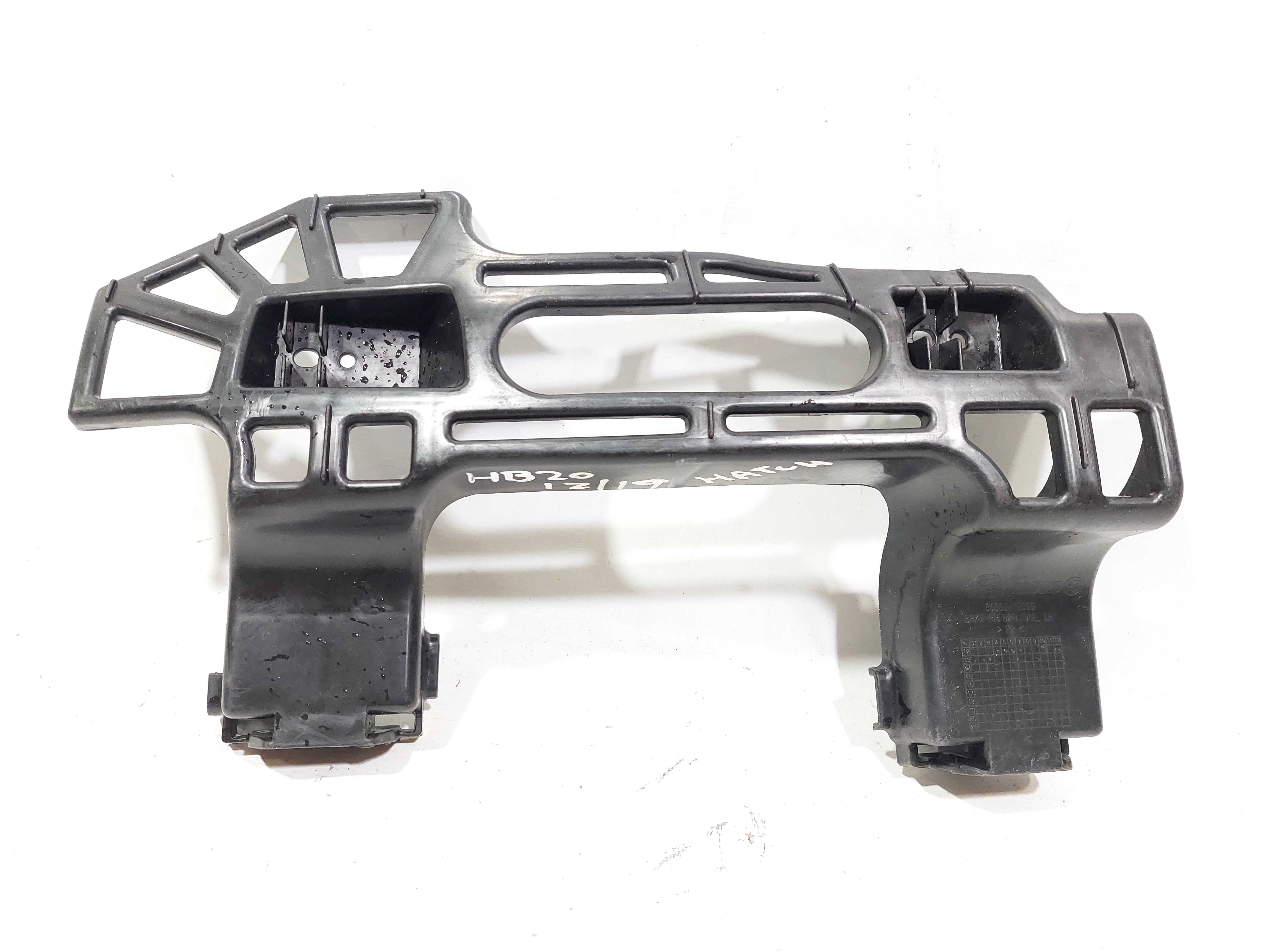 Suporte Parachoque Traseiro Esquerdo Hb20 Hatch 12/19 2