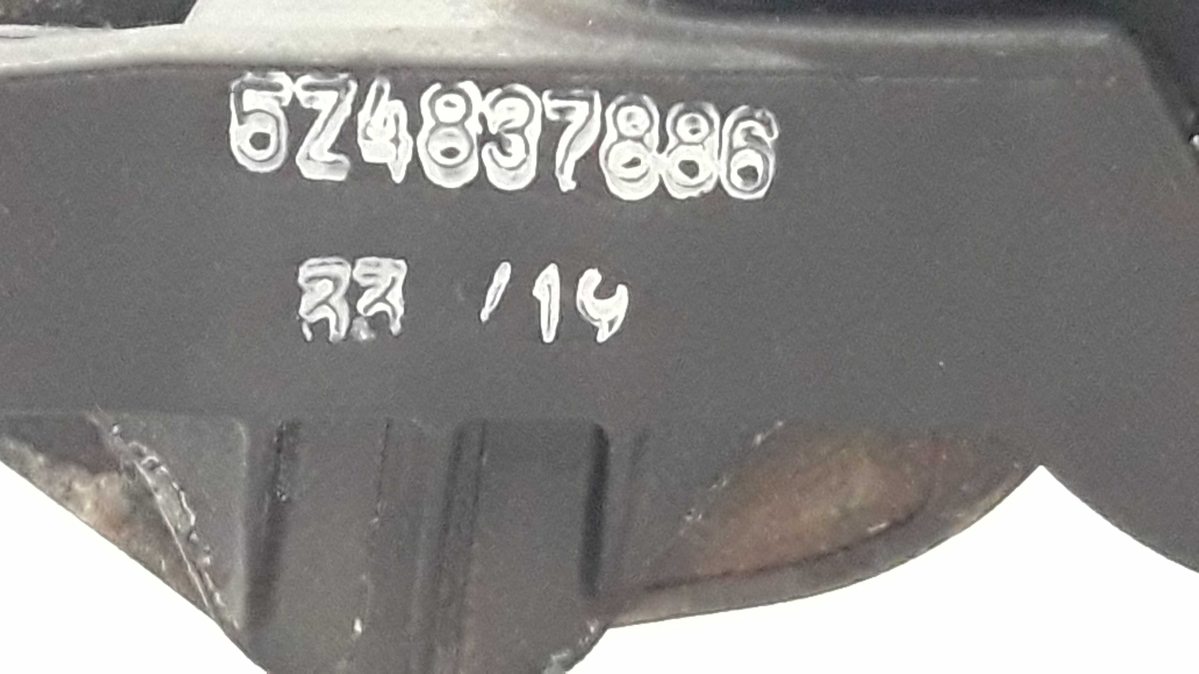 Maçaneta Externa Dianteira Direita Fox 11 A 22 5z4837886 Preto