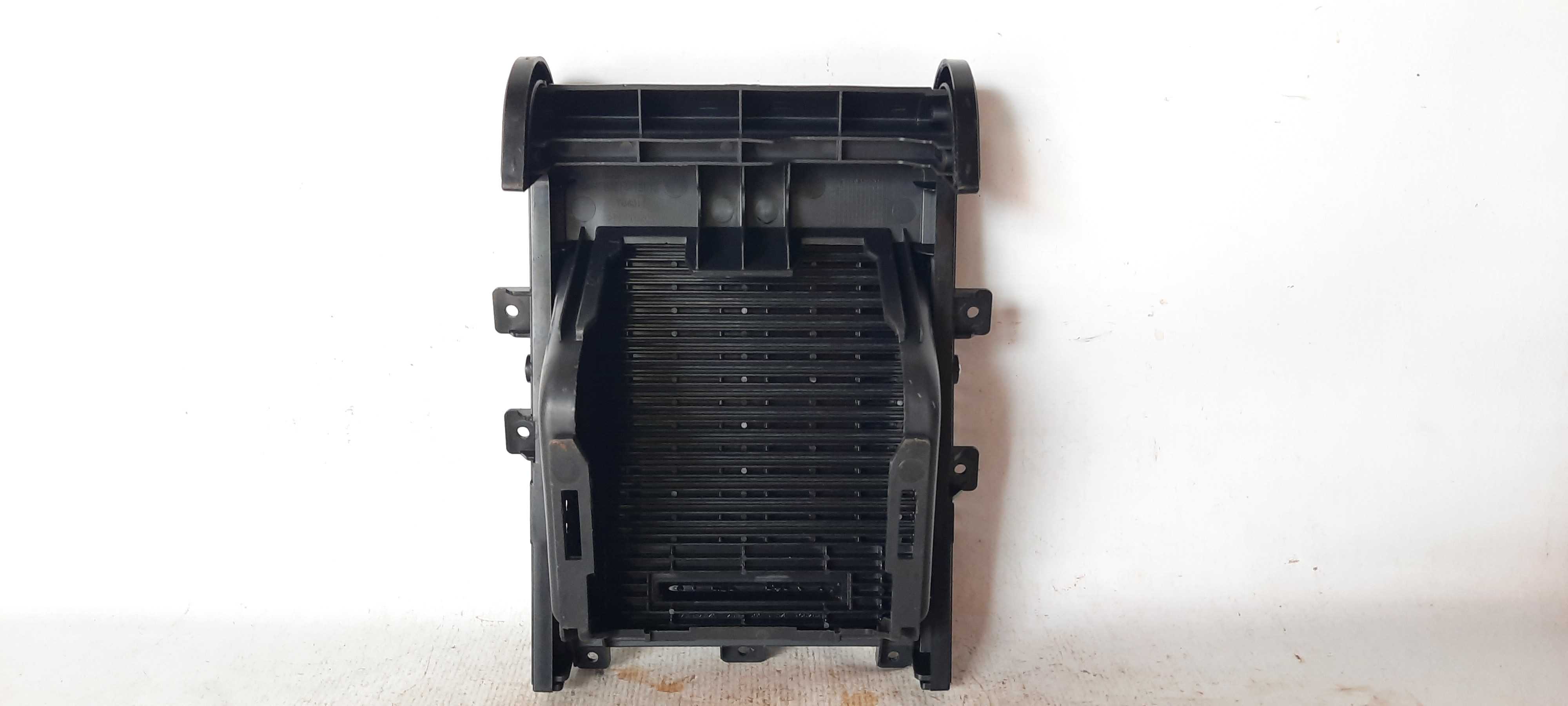 Moldura Acabamento Esteira Hb20 2013/2019 Original 3