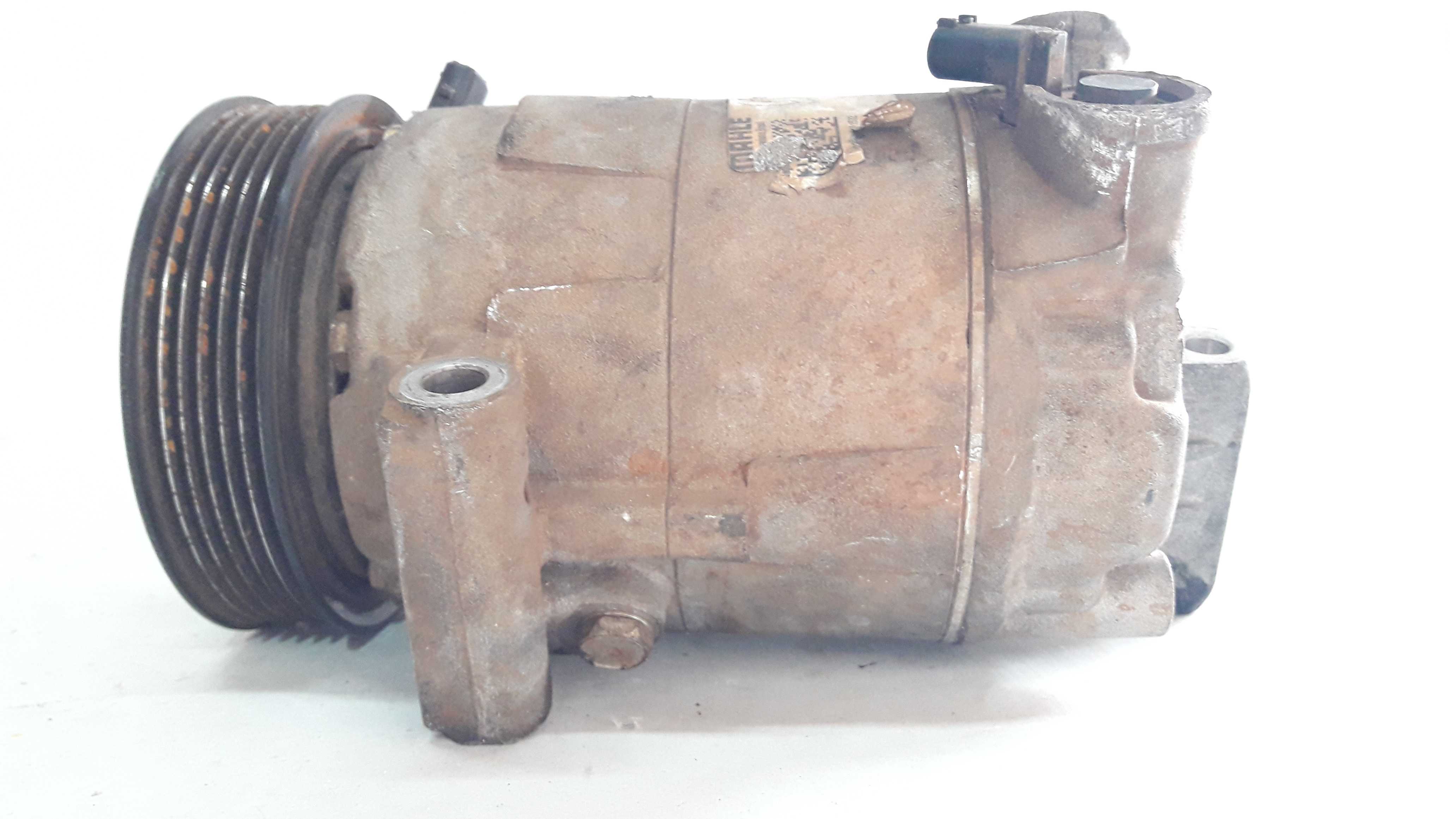 Compressor Ar Condicionado Toro Renegade  Avaria Tomada 8