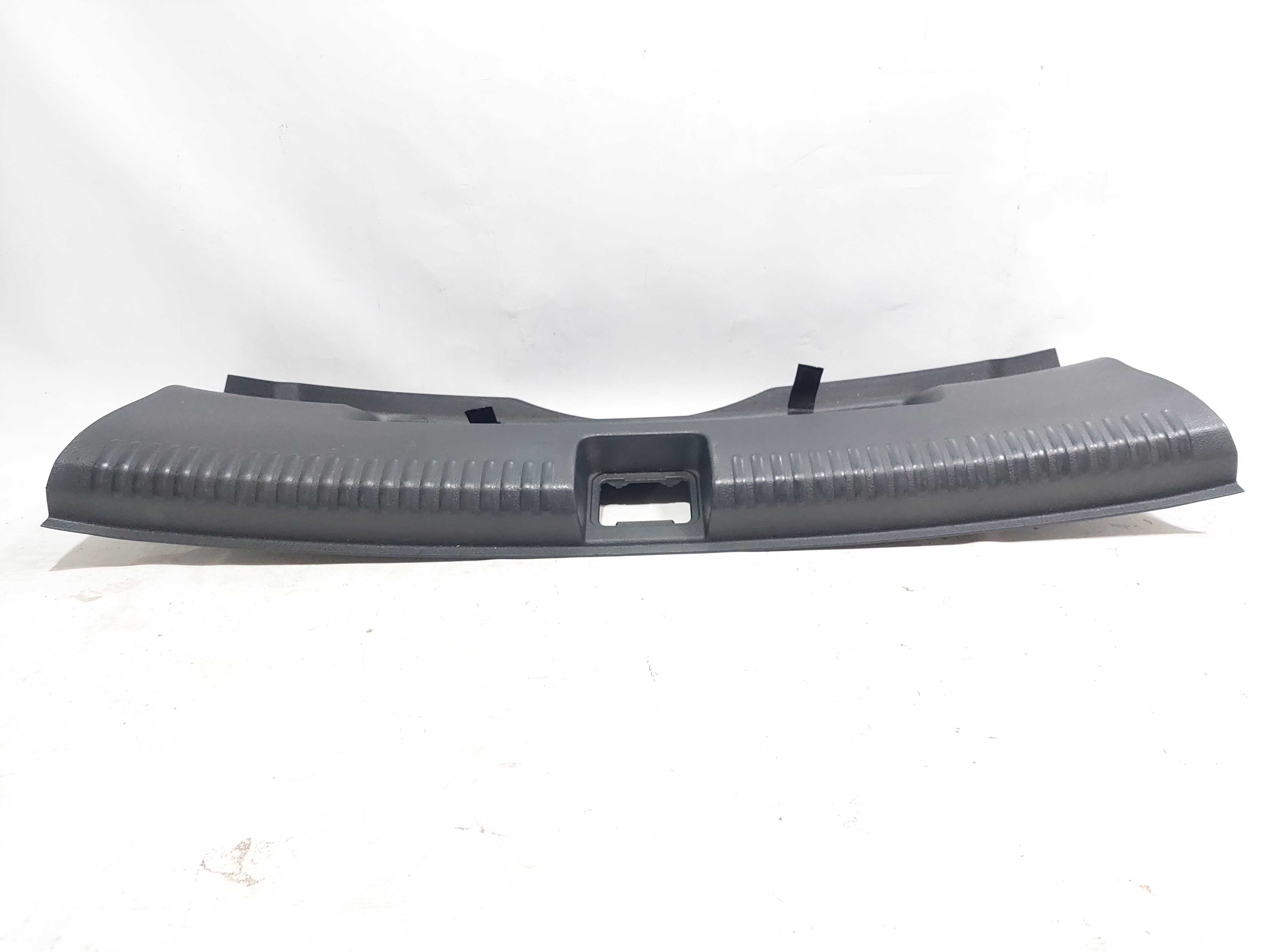 Soleira Tampa Traseira Volks Jetta 2012 2013/2017 Original 4