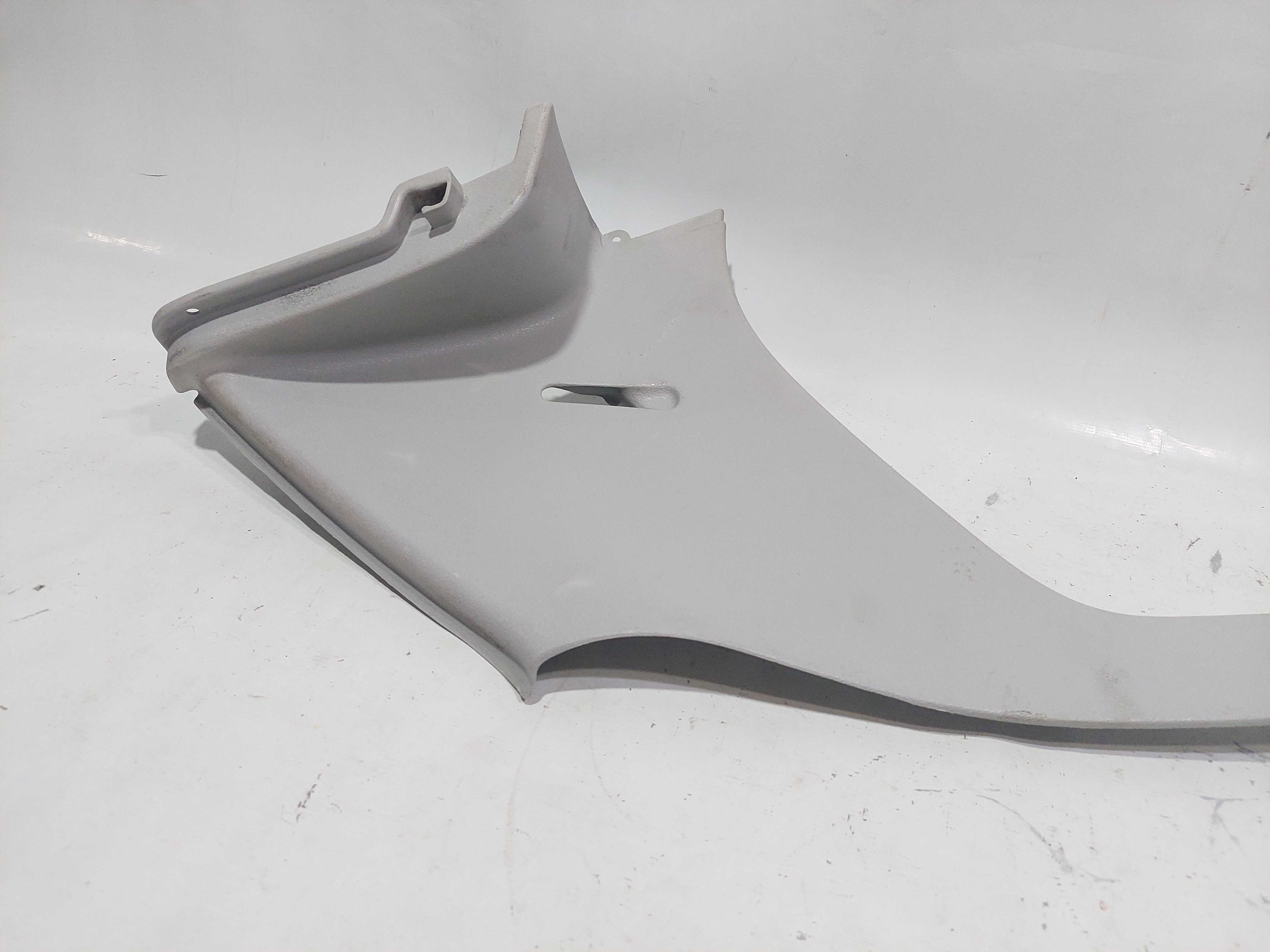 Suporte Tampão Bagagito Direito Fox 2016 5z4867288 Original 2