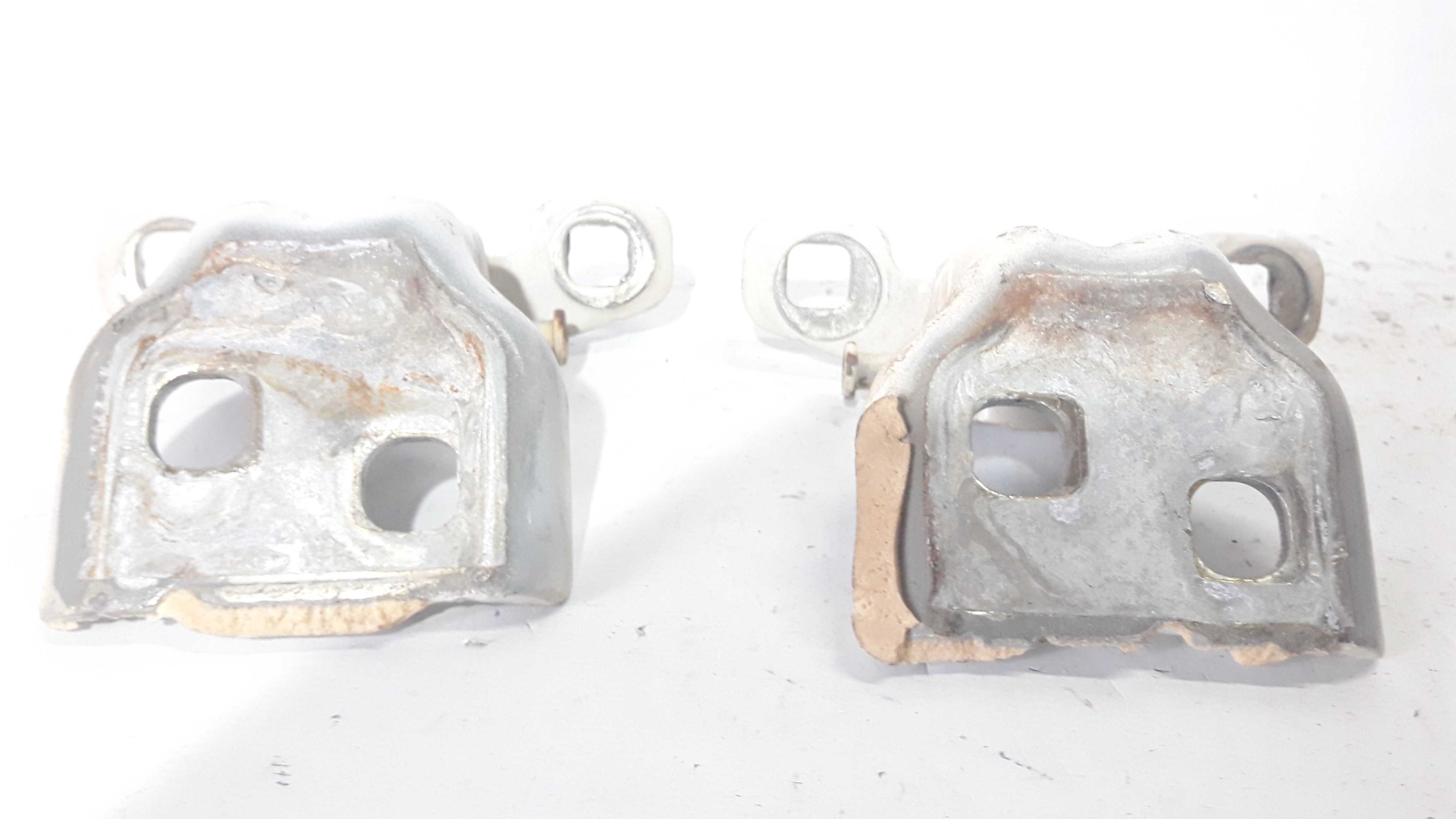 Dobradiça Porta Traseira Direita Duster/oroch 12/19 2