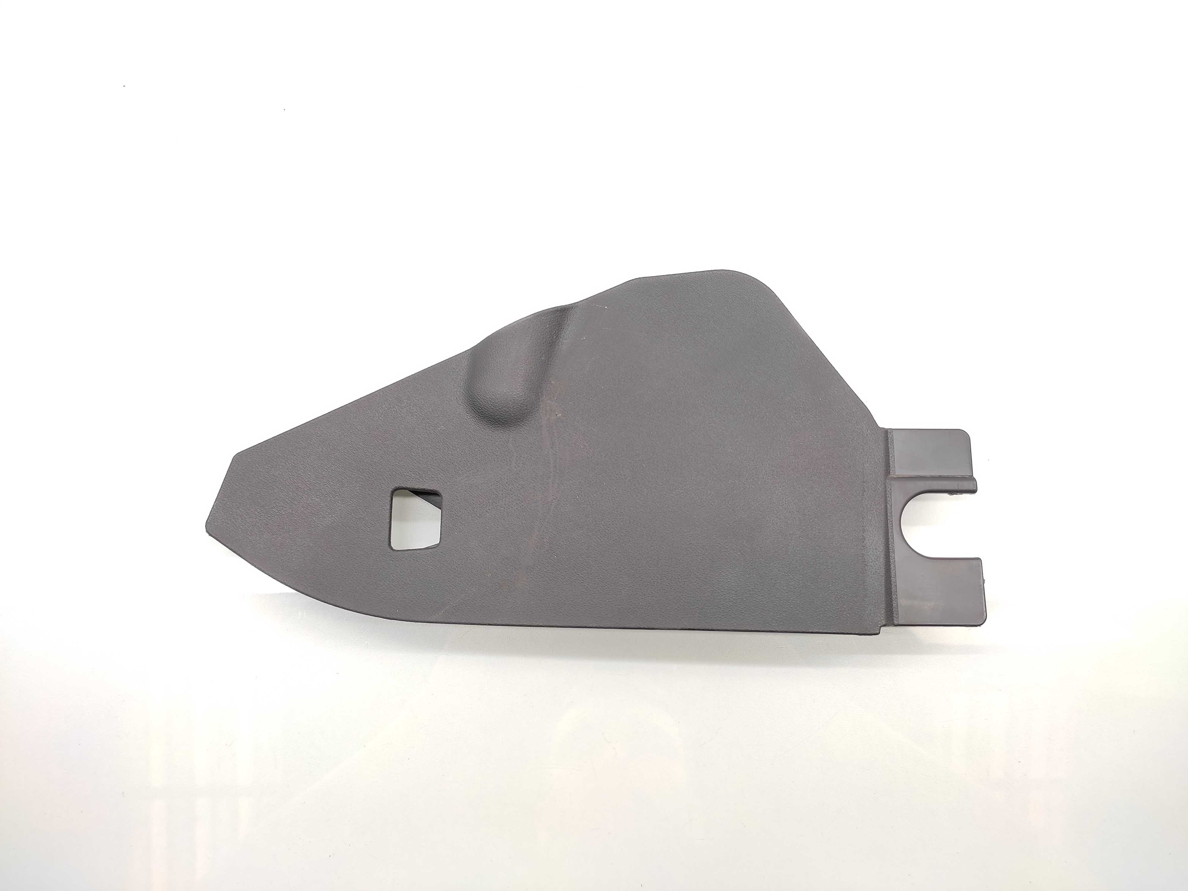 Acabamento Lateral Esquerdo Console Hyundai I30 2012 2011 1