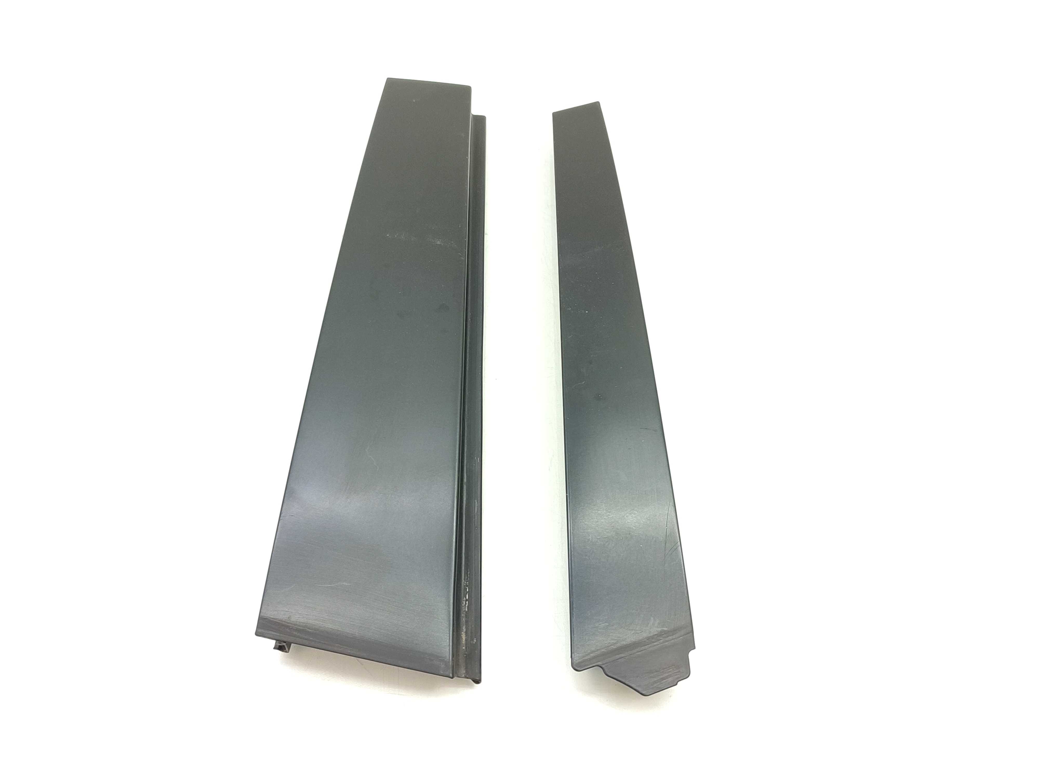 Par Acabamento Externo Porta Traseira D Vw Jetta Variant 12 1
