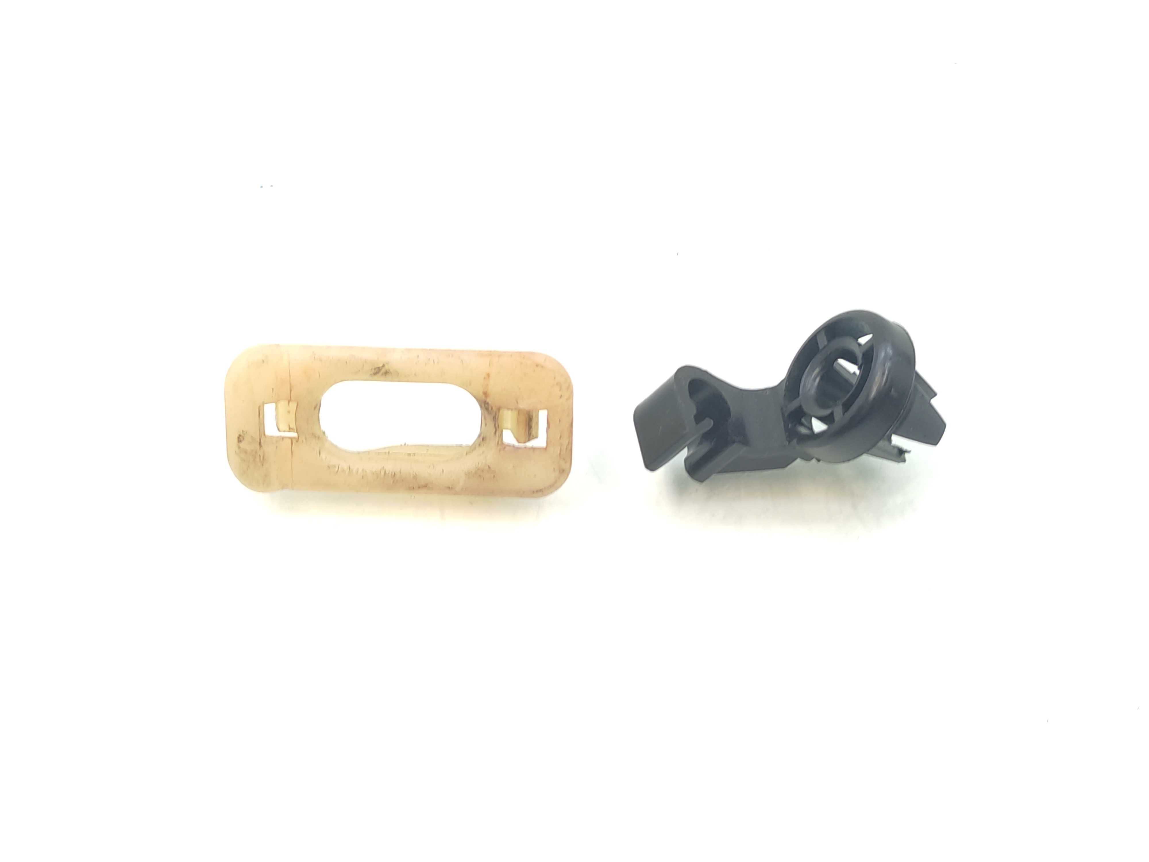 Suporte Fixação Braço Capô Gm Classic 2010 2011 2012 2013 1