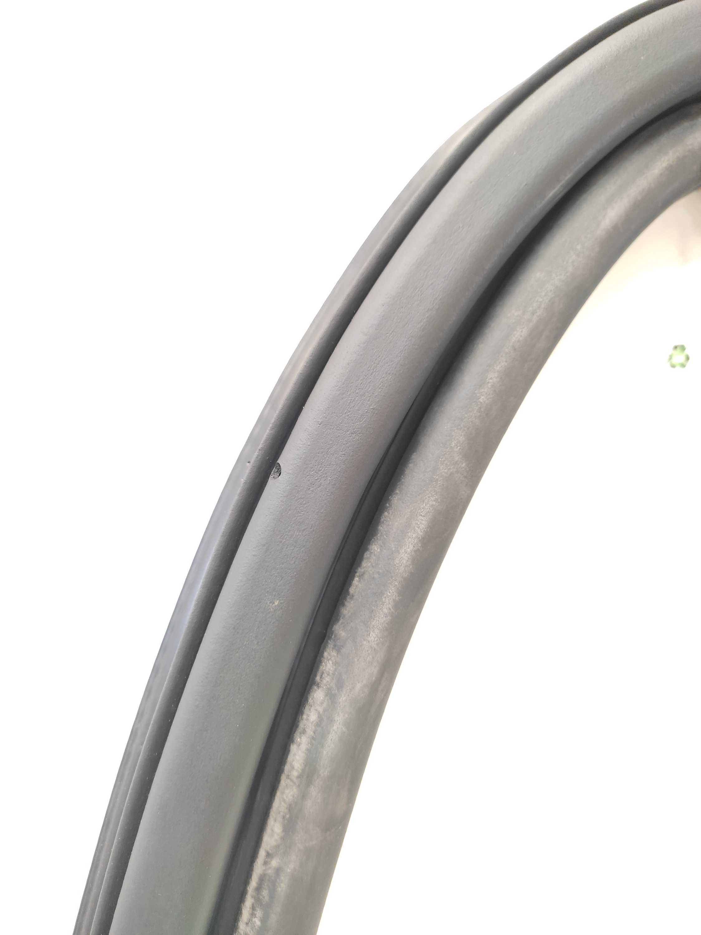 Borracha Vedação Porta Dianteira Direita Vw Golf Tsi 2015 3