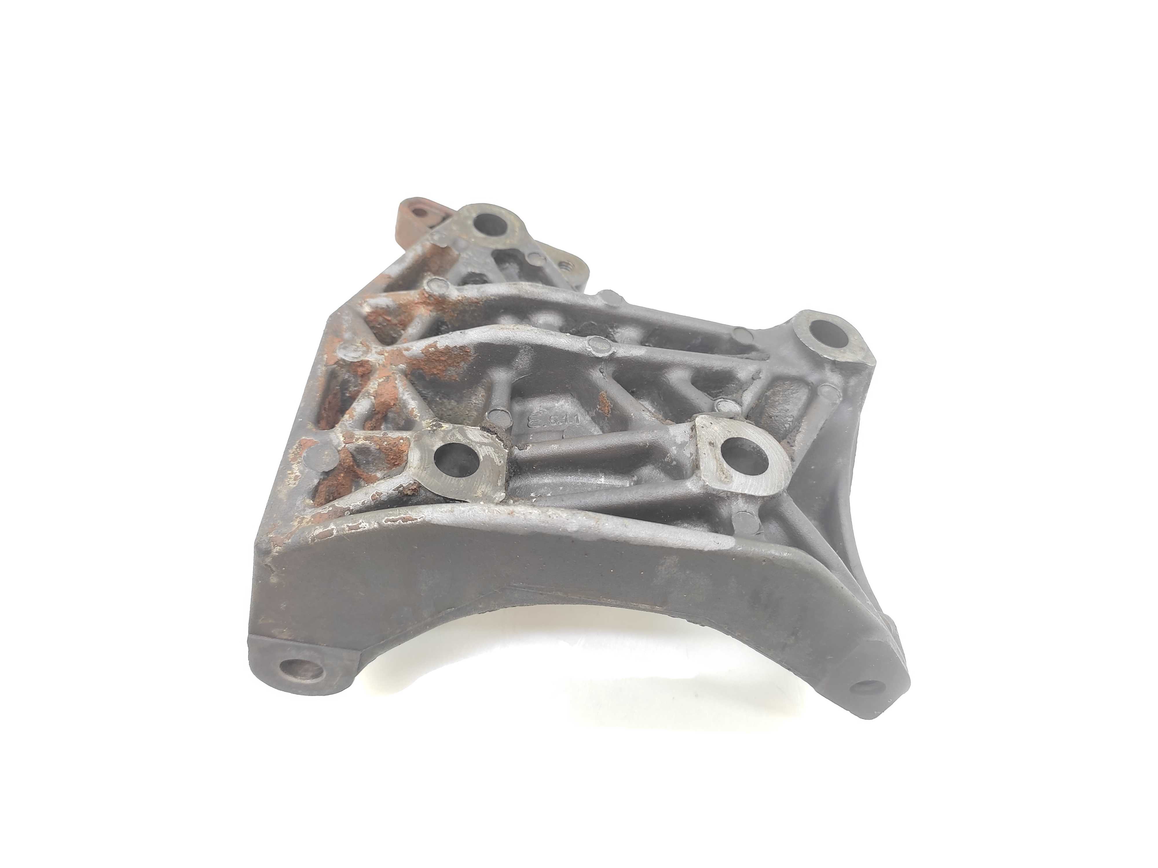 Suporte Alternador Peugeot 206 Clio 1.0 16v 2002 2003 2004 3