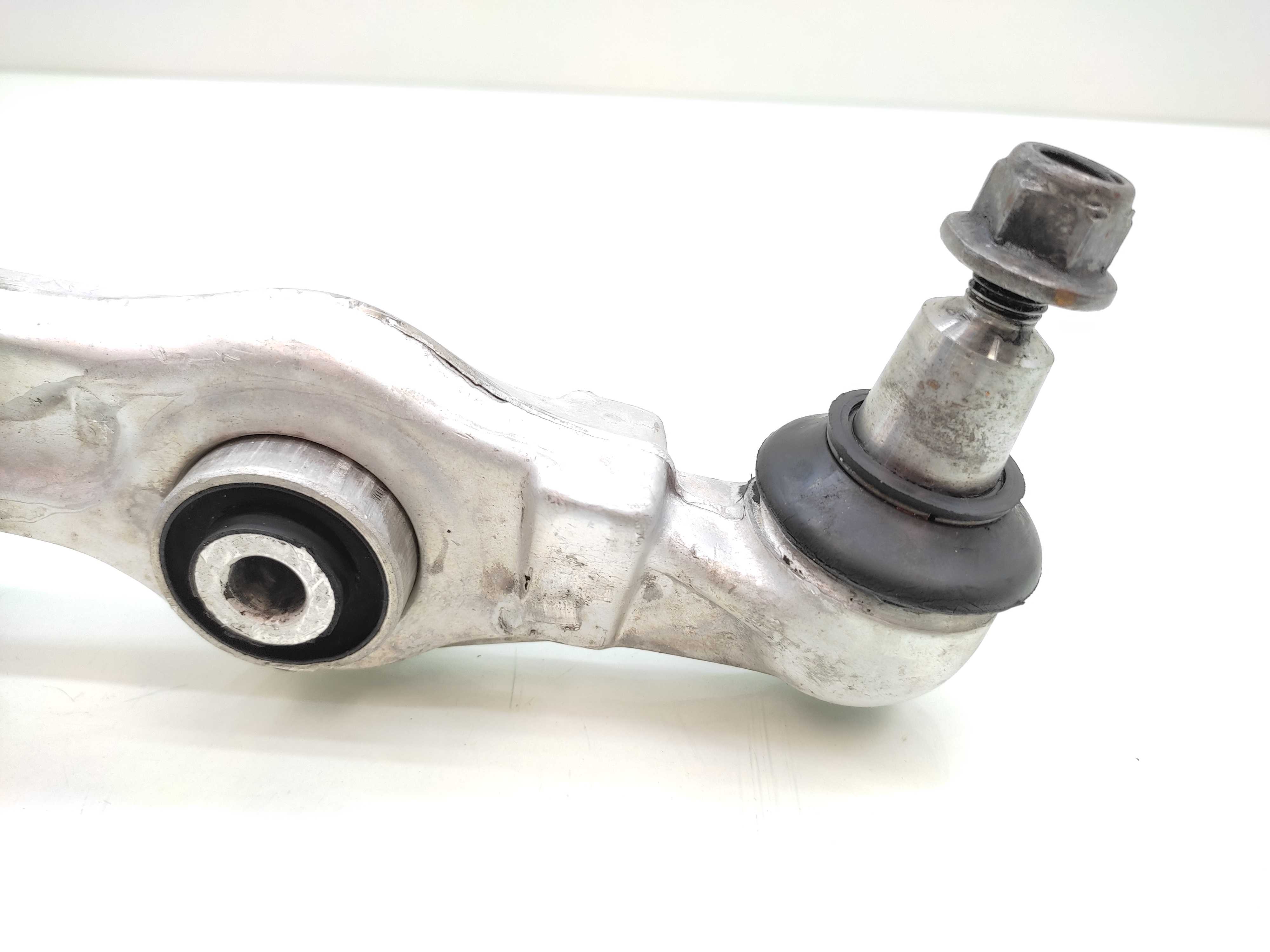 Braço Suspensão Inferior Dianteira Vw Passat 2000 S/ Lado 3